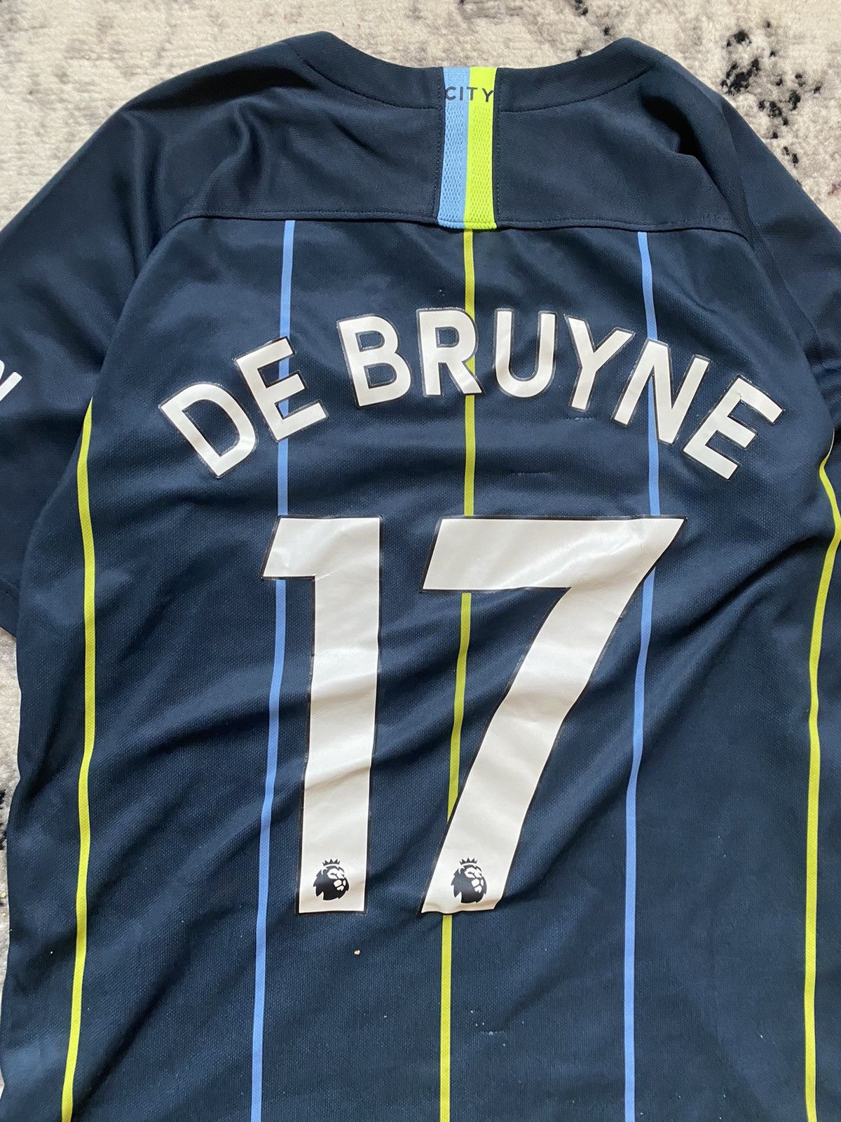 Nike × Vintage Manchester City De Bruyne 2015 2016 football soccer jersey Size US S / EU 44-46 / 1 - 3 Thumbnail