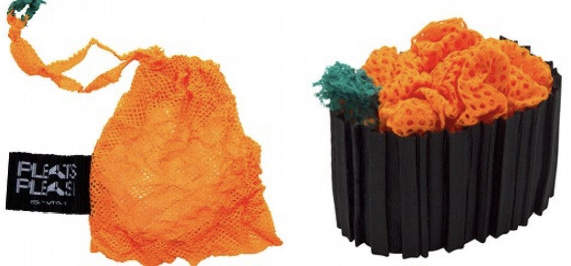 Issey Miyake × Pleats Please Issey Miyake Issey Miyake pleats please sushi bag pouch handkerchief Size ONE SIZE - 7 Thumbnail