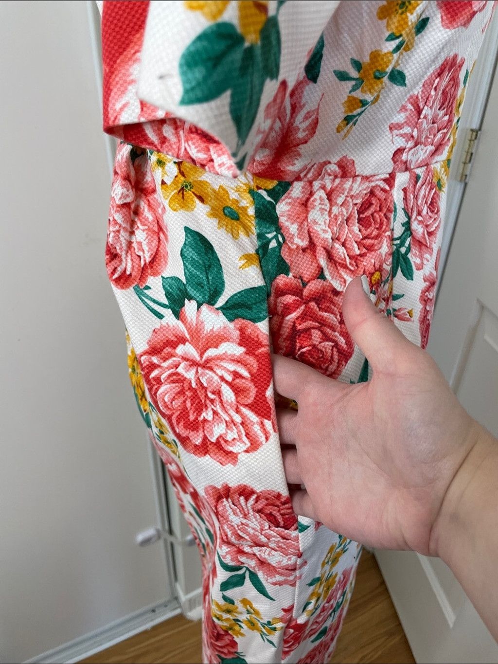 Asos NWT ASOS Maternity Wiggle Floral Midi Dress 6 Size M / US 6-8 / IT 42-44 - 7 Thumbnail