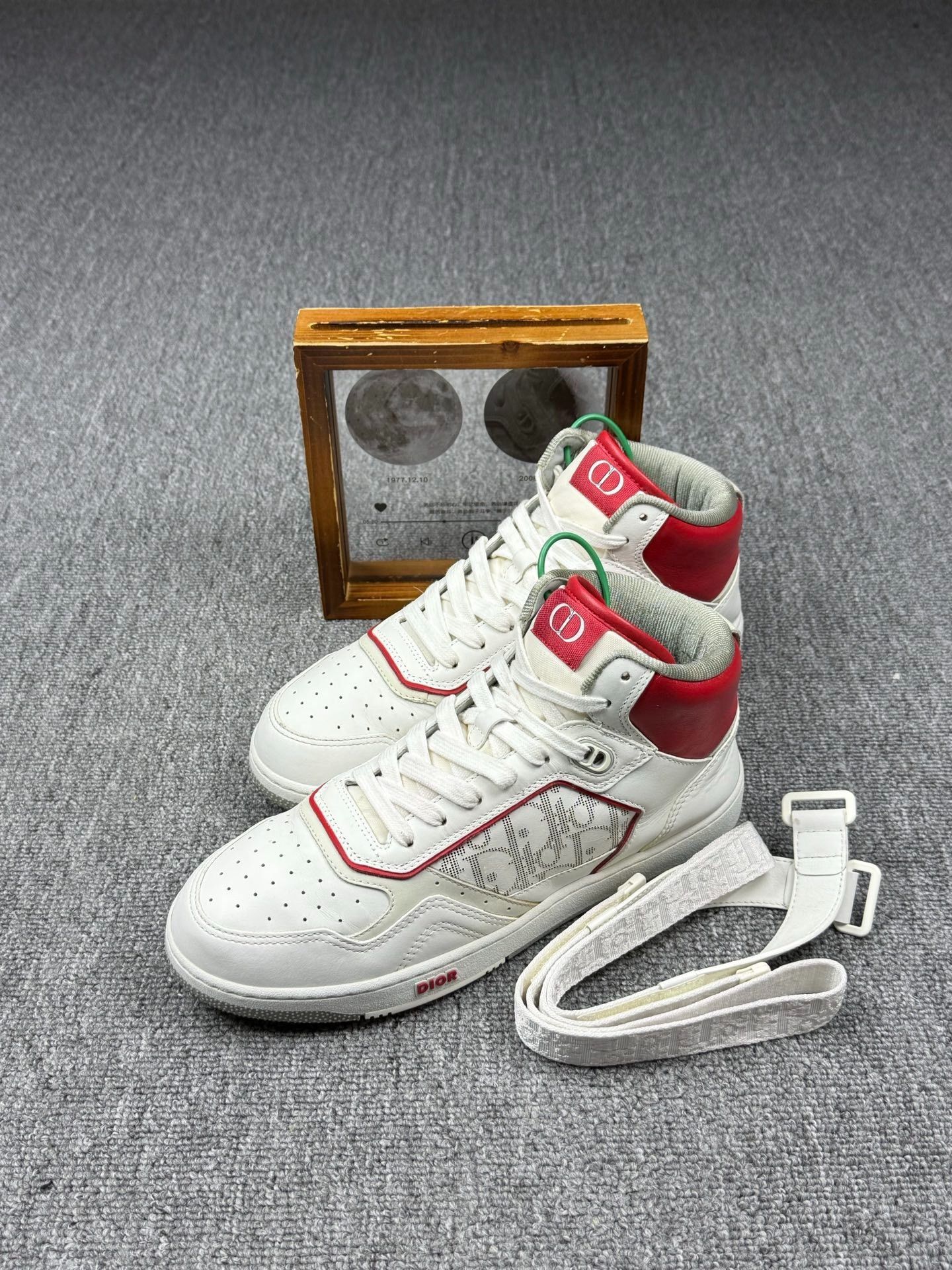 Dior Dior Retro Red Hitop Sneakers 7 Men Size US 7 / EU 40 - 1 Thumbnail