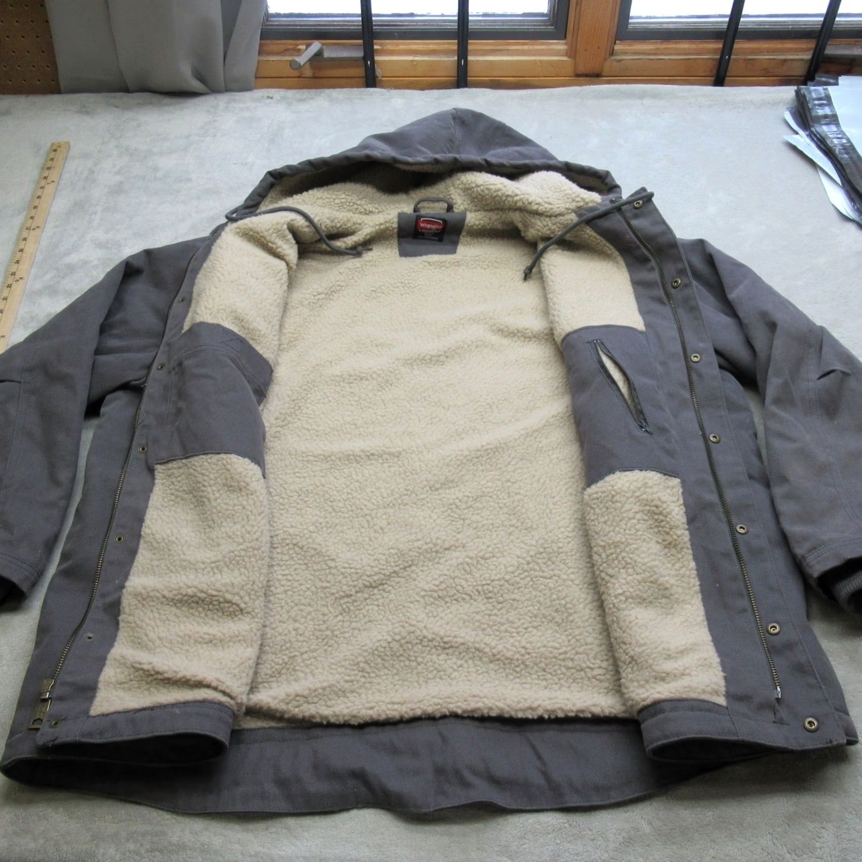 Wrangler Wrangler Jacket Mens 2XL Gray Canvas Sherpa Hooded Pockets Button Work Coat Size US XXL / EU 58 / 5 - 4 Thumbnail