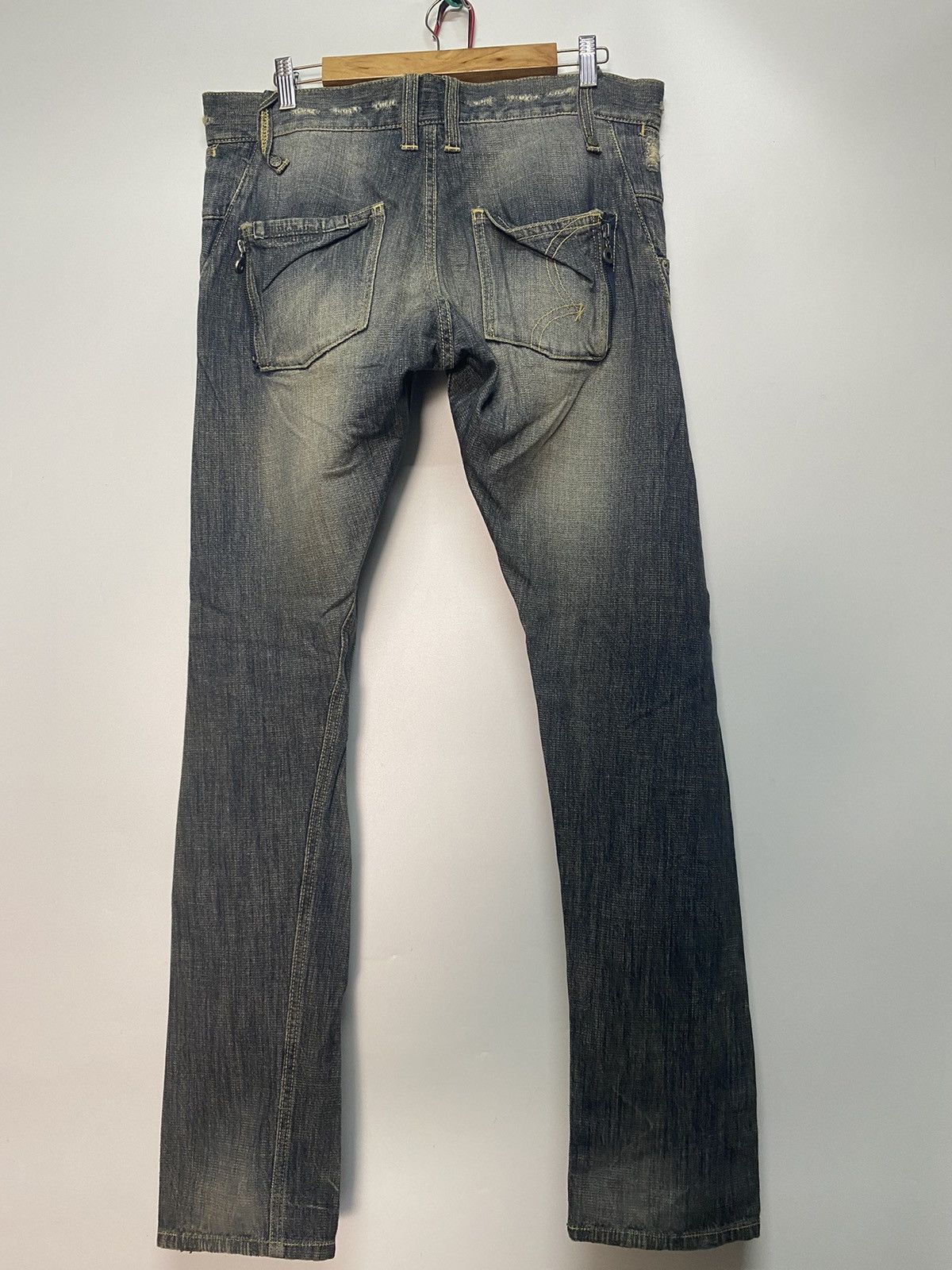 Japanese Brand Japanese Brand TTU Distressed Denim Jeans Size US 34 / EU 50 - 2 Thumbnail