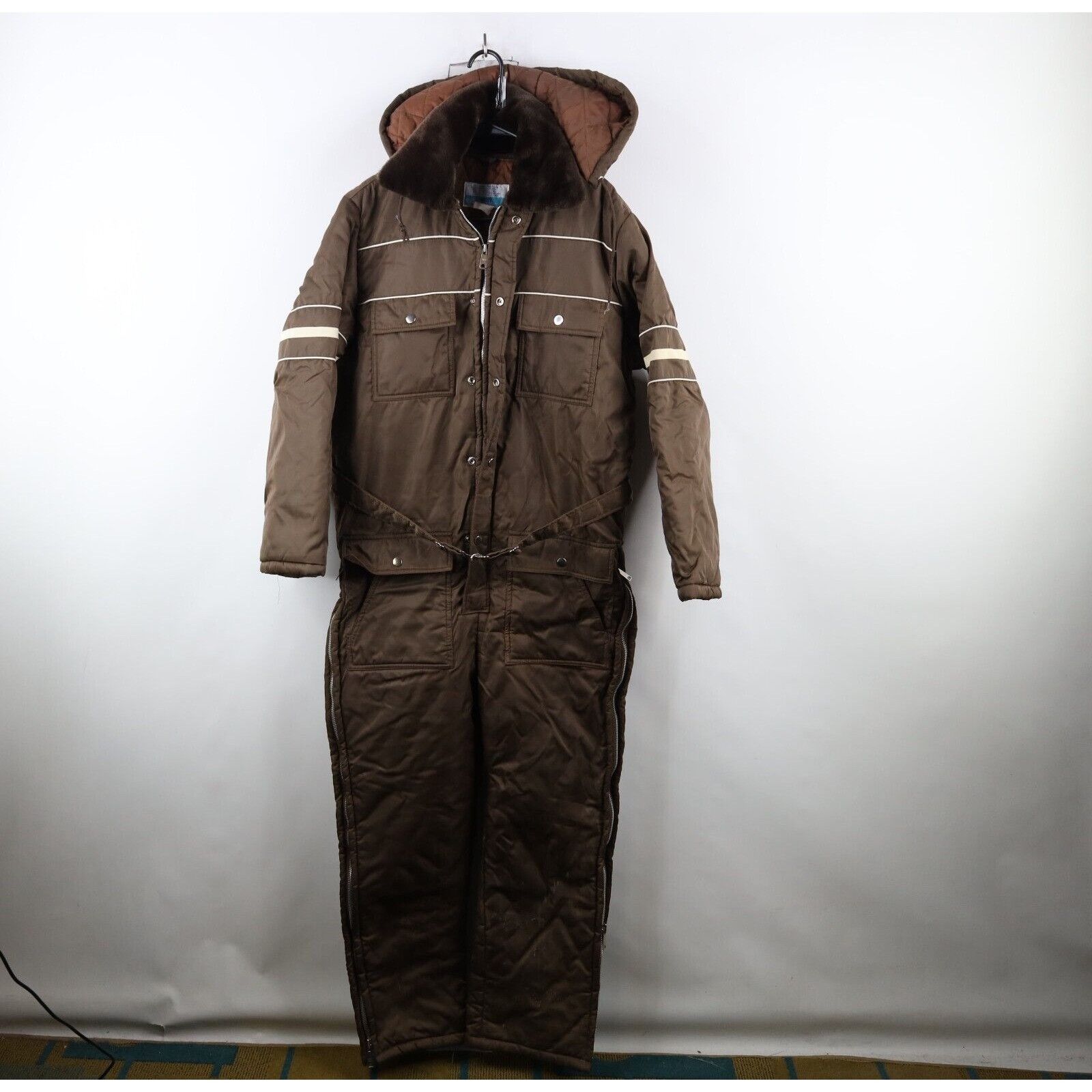 Vintage Vintage 70s Streetwear Quilted Hooded Snowmobile Snow Suit Size US L / EU 52-54 / 3 - 1 Thumbnail