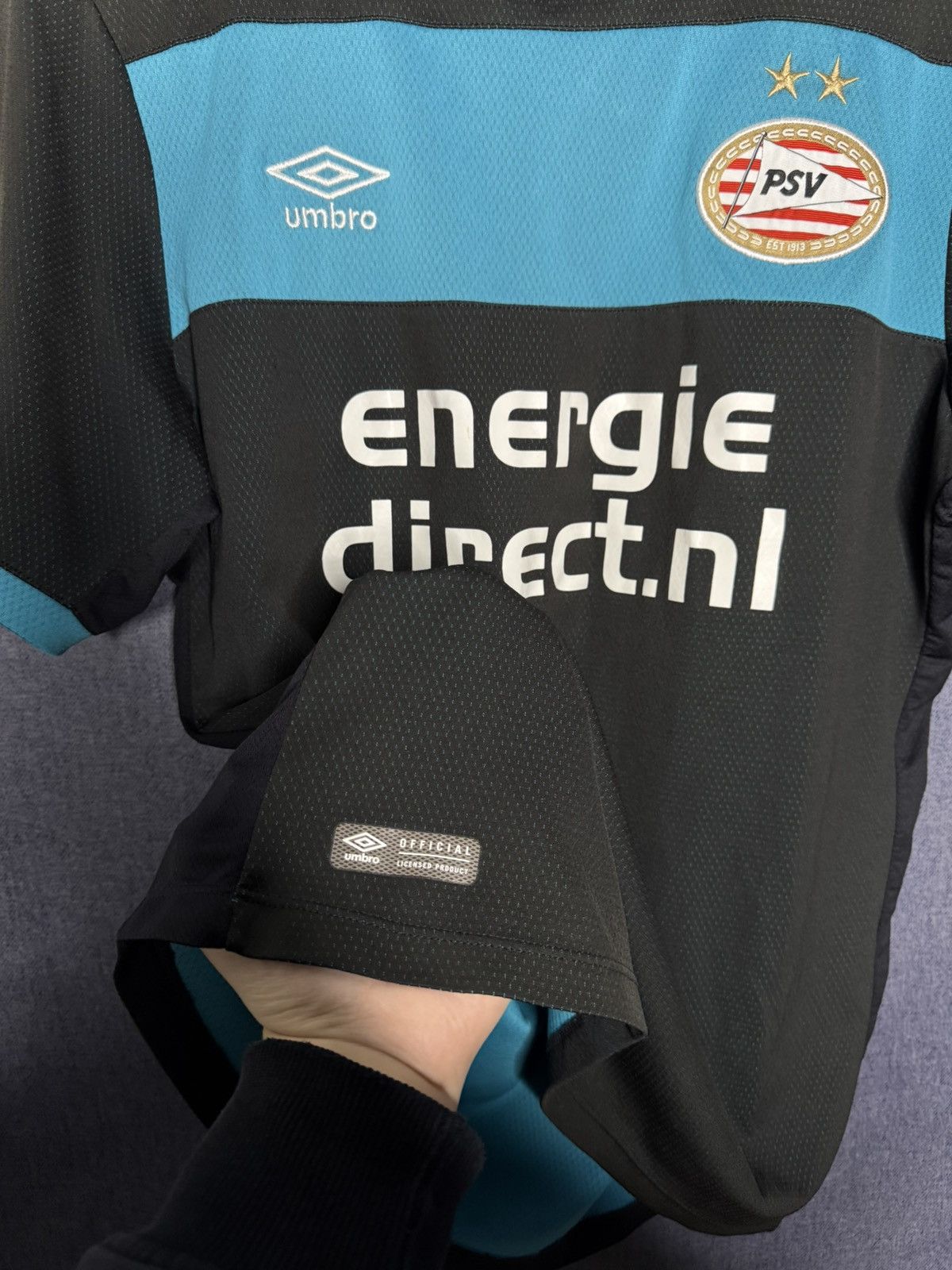 Umbro Umbro PSV Eindhoven Jersey 2016/2017 Away Football Shirt Size US M / EU 48-50 / 2 - 7 Thumbnail