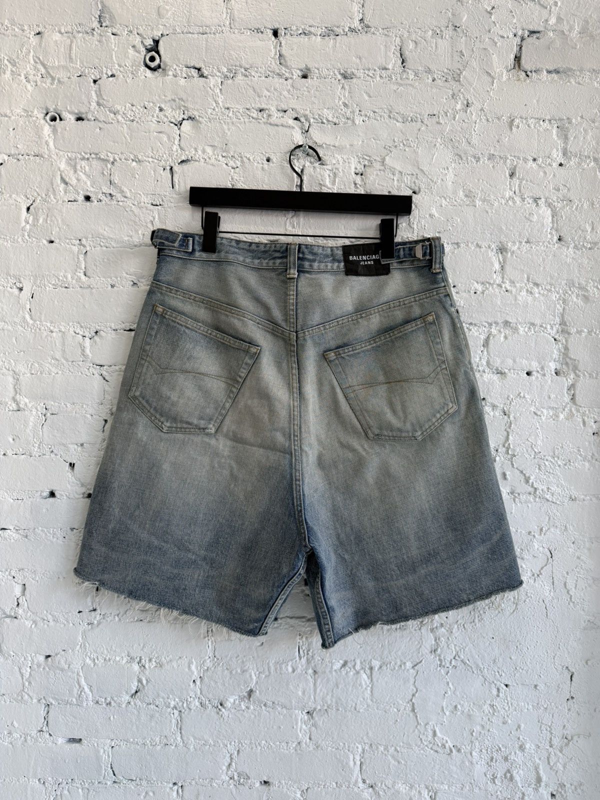 Balenciaga BALENCIAGA BAGGY ‘SKATER’ SHORTS Size US 34 / EU 50 - 2 Thumbnail