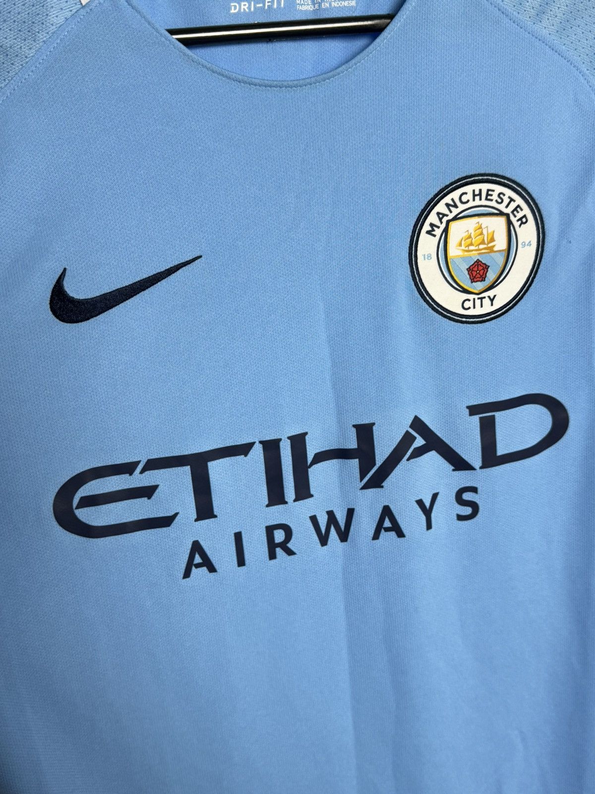 Nike Manchester City 17/18 Home Football Jersey Size US S / EU 44-46 / 1 - 3 Thumbnail