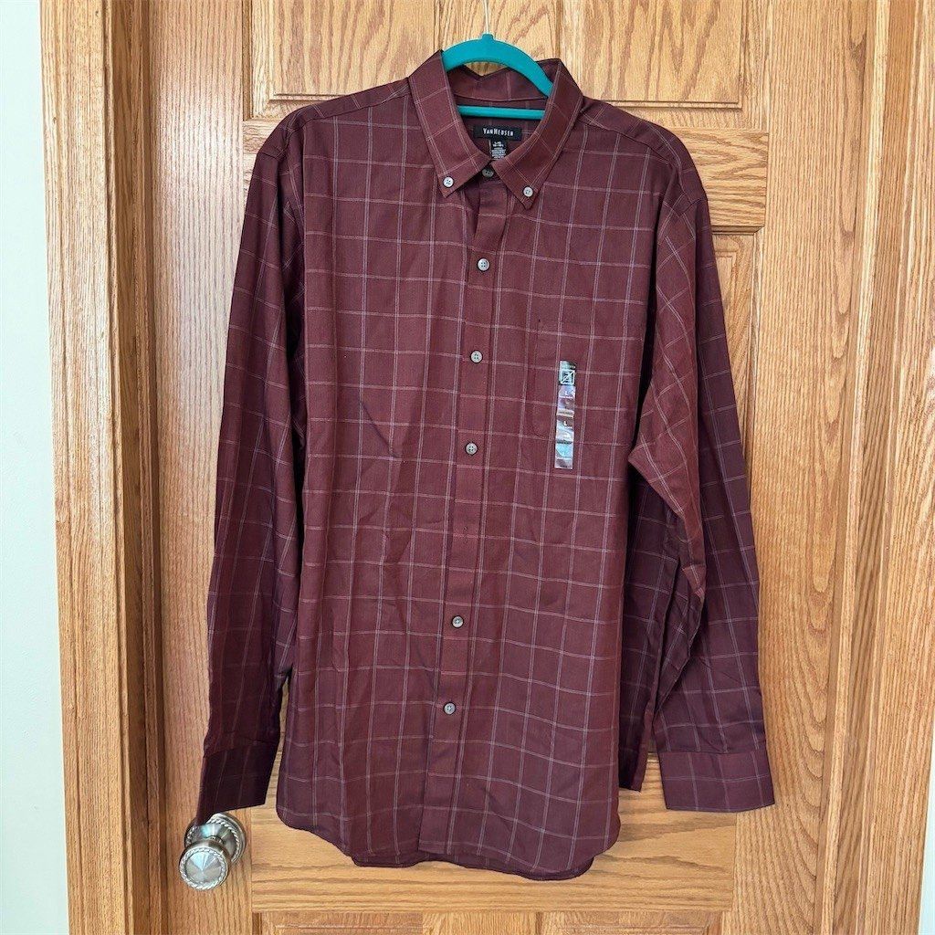 Van Heusen Van Heusen Dress Shirt Mens L 16-16 1/2 Burgundy Windowpane Size US L / EU 52-54 / 3 - 1 Thumbnail