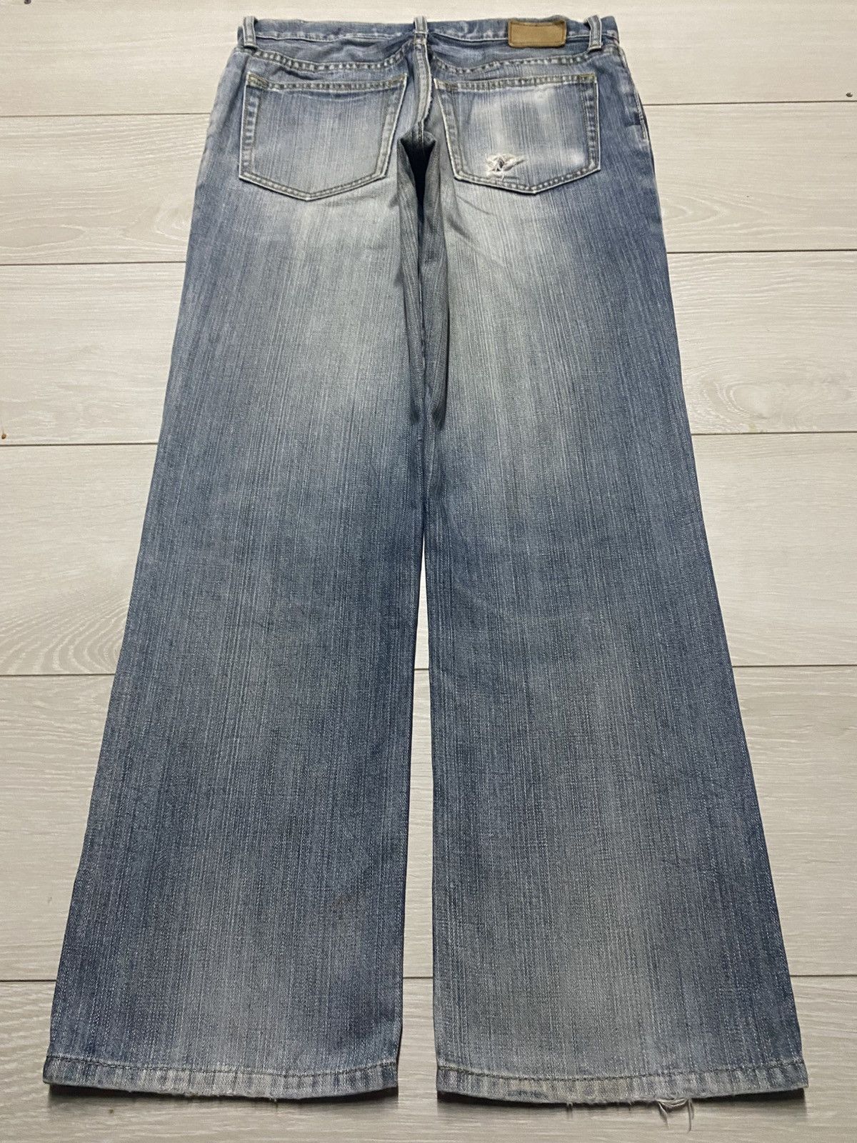 Gap Vintage Gap Denim Faded Wash Distressed Loose Jeans Size US 30 / EU 46 - 2 Thumbnail