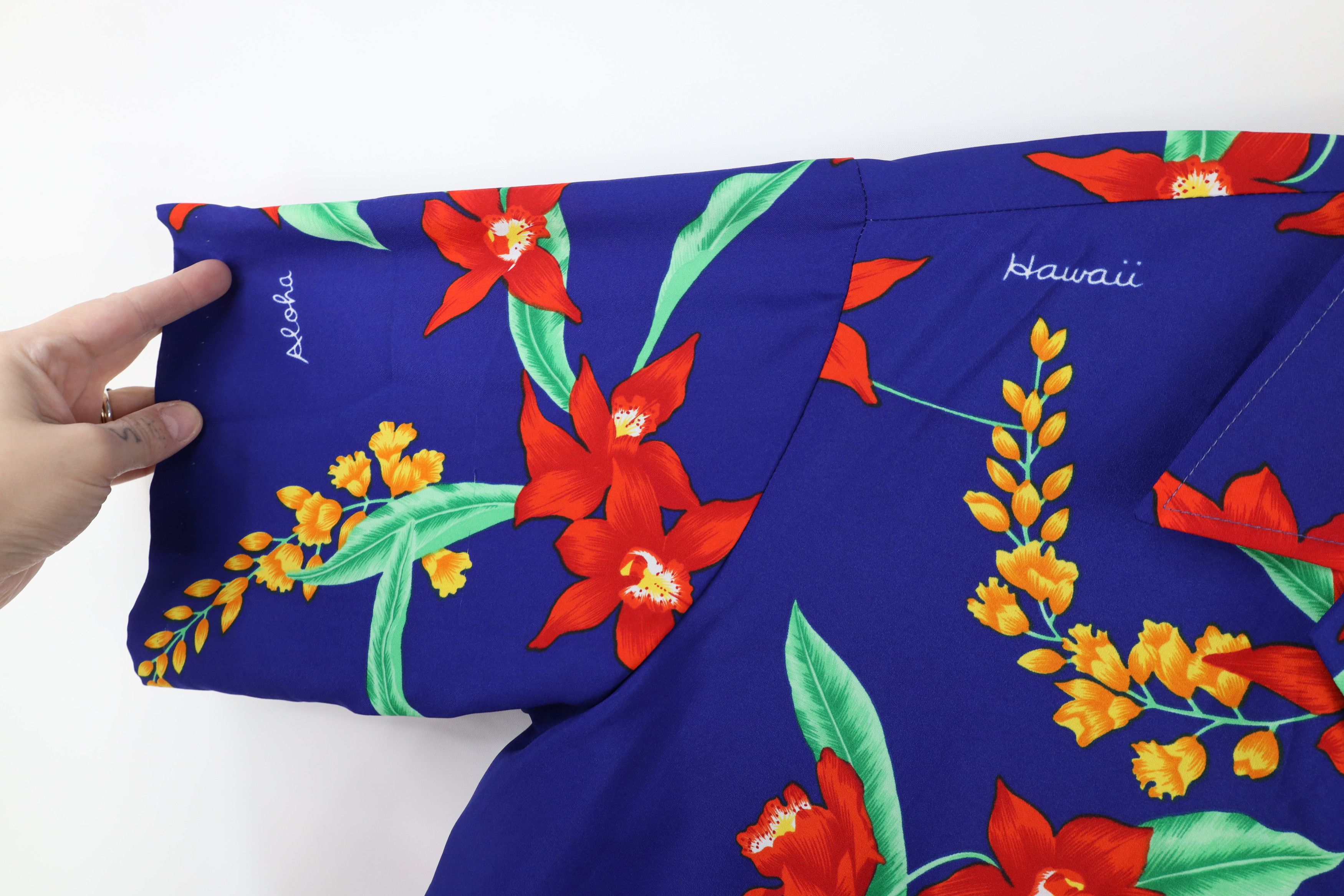 Vintage Vintage 70s Streetwear Flower Hawaiian Button Shirt USA Size US L / EU 52-54 / 3 - 5 Thumbnail