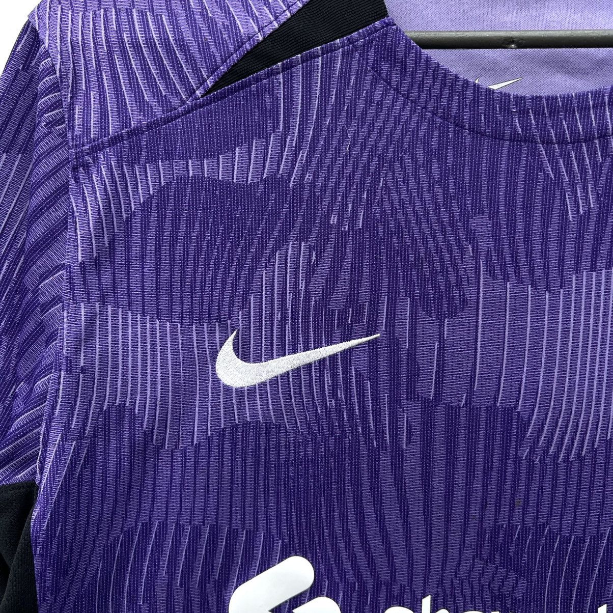 Nike Nike Liverpool soccer jersey football t shirt Size US M / EU 48-50 / 2 - 3 Thumbnail