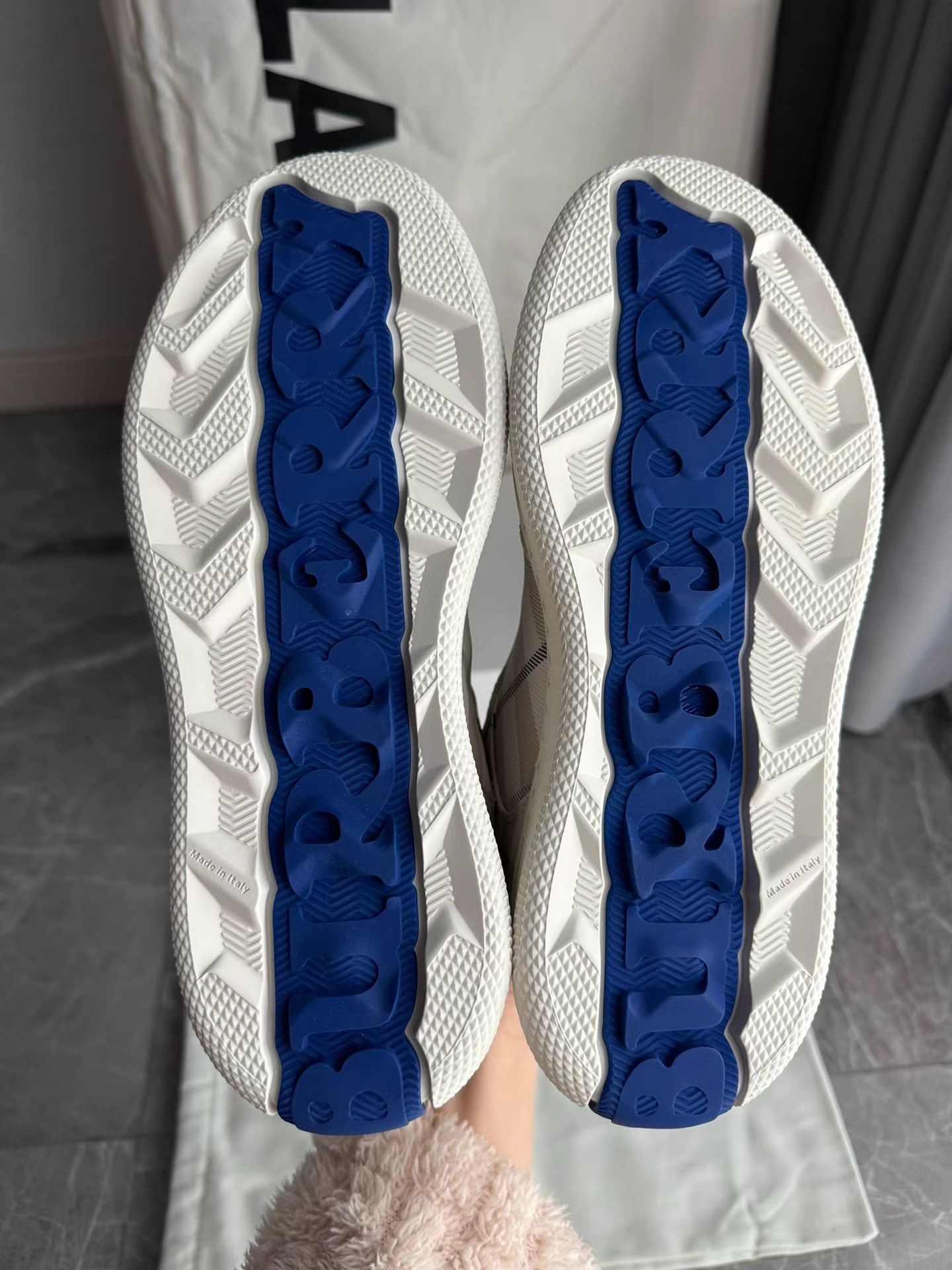 Burberry Burberry Terrace Check Sneakers K6 Size US 6 / IT 36 - 9 Thumbnail
