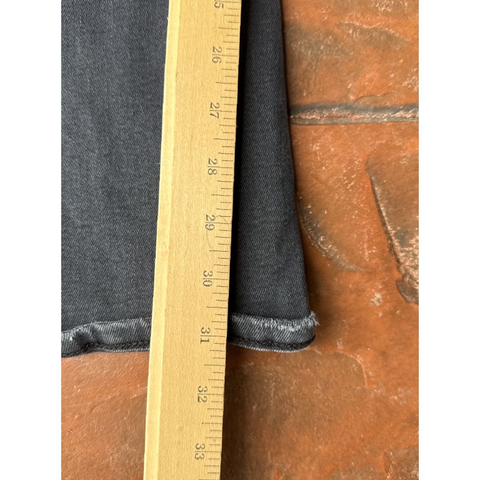 Good American Good American Soft Sculpt Pull-On Flare Jeans Women’s 2XL Stretch Size 40" / US 18 - 6 Thumbnail