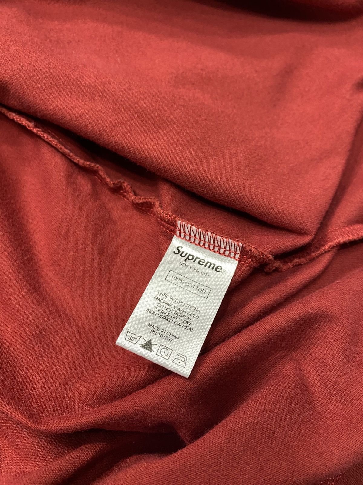 Supreme Supreme Crest Label Pocket Tee Burgundy Size US XL / EU 56 / 4 - 4 Thumbnail
