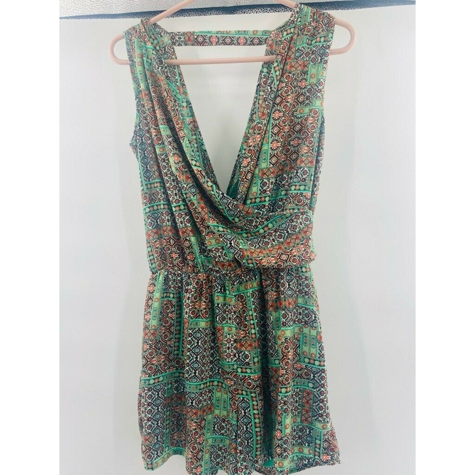 Other Whisper Womens Faux wrap Romper Green Floral V Neck S Size 29" - 4 Thumbnail