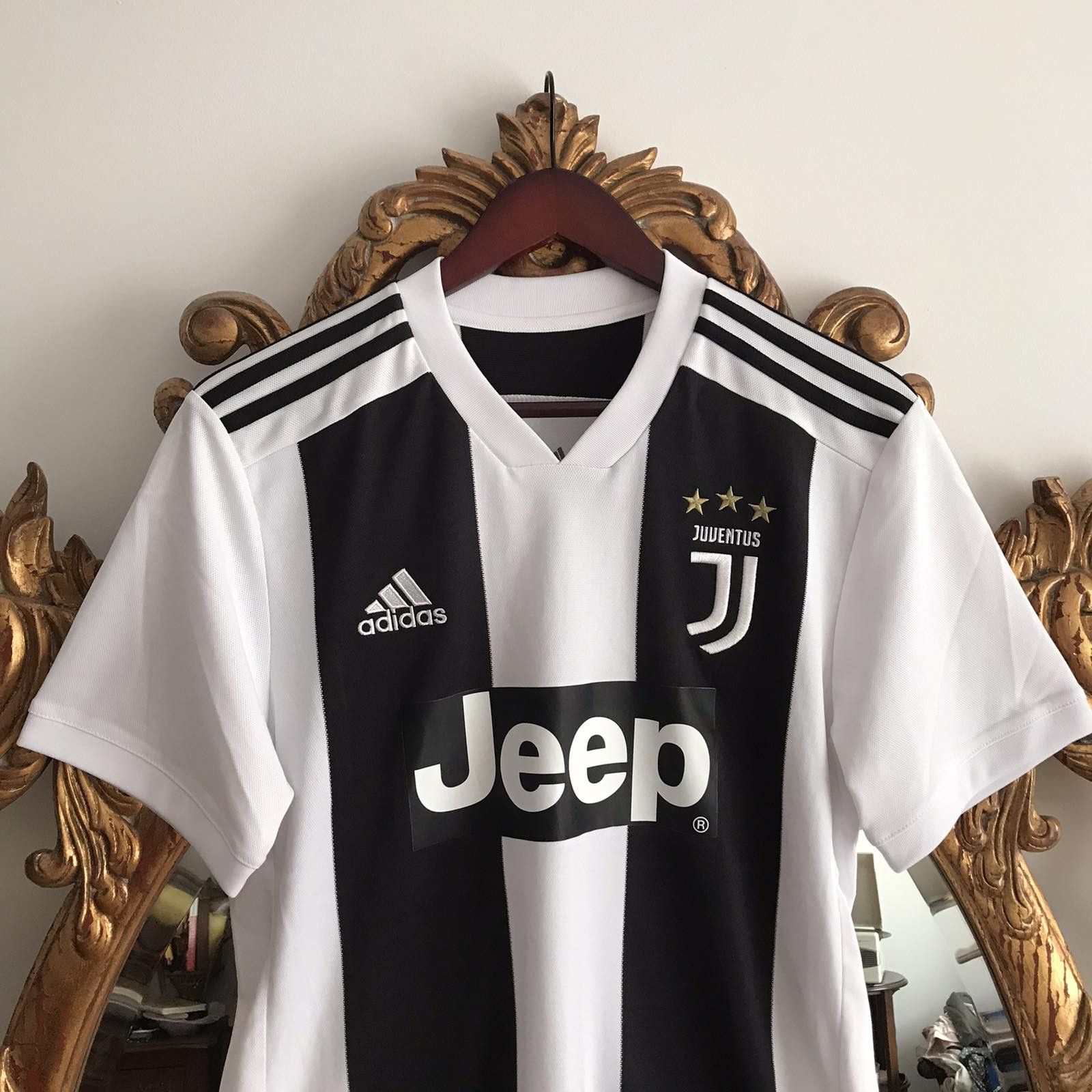 Adidas Adidas Blockcore Juventus Jeep Soccer Jersey Sz M Size US M / EU 48-50 / 2 - 2 Thumbnail