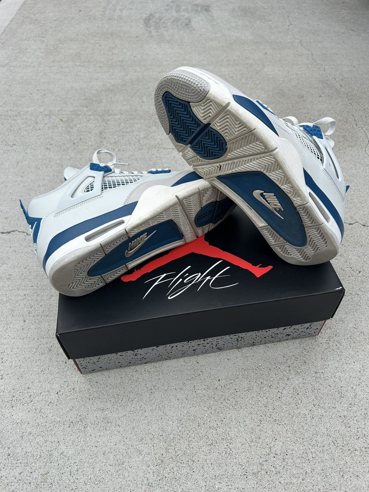 Jordan Brand Jordan 4 Retro Military Blue Size US 10 / EU 43 - 6 Thumbnail