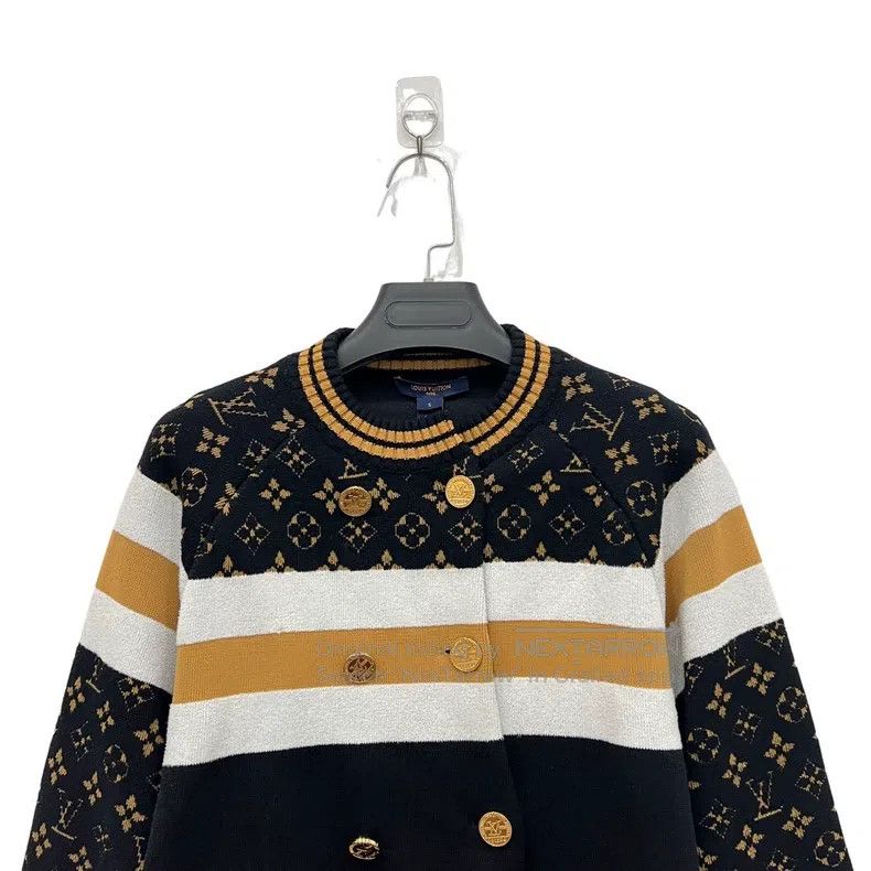 Louis Vuitton Louis Vuitton Double-breasted wool coat with presbyopia ja Size US S / EU 44-46 / 1 - 3 Thumbnail