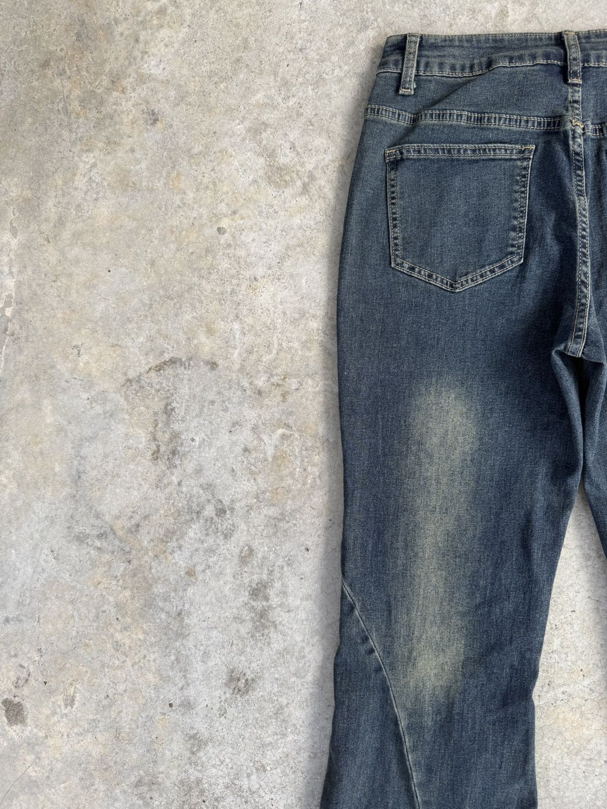 Le Grande Bleu (L.G.B.) Japanese Romwe Flared Jeans style Chrome Heart Size US 28 / EU 44 - 9 Thumbnail