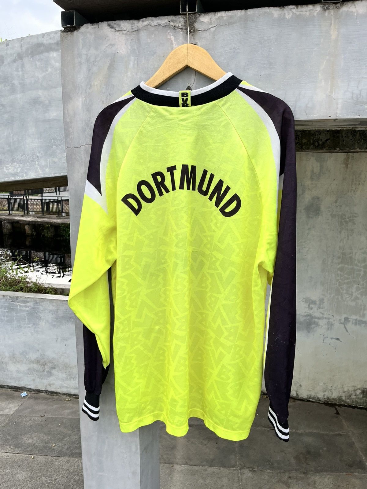Vintage Vintage Borussia Dortmund 1995/96 Long Sleeve Jersey Size US XL / EU 56 / 4 - 2 Thumbnail