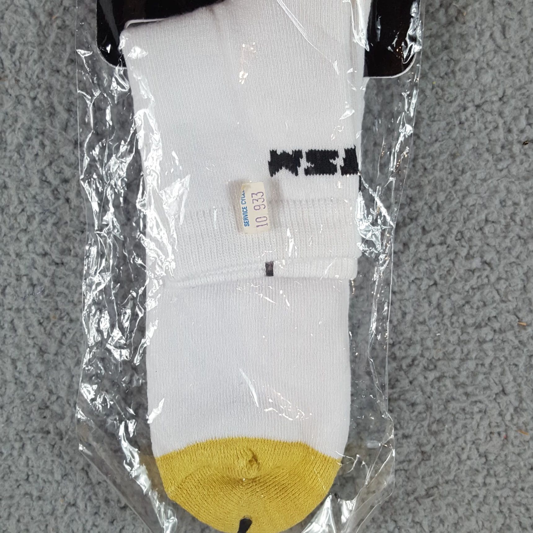 Vintage VINTAGE Atomic Kelvar Socks – Men’s Crew Sock, Mid Calf, Hiking, Size 10-13, White, Made in Japan, Winter/Casual, Prism Brand Size ONE SIZE - 4 Thumbnail