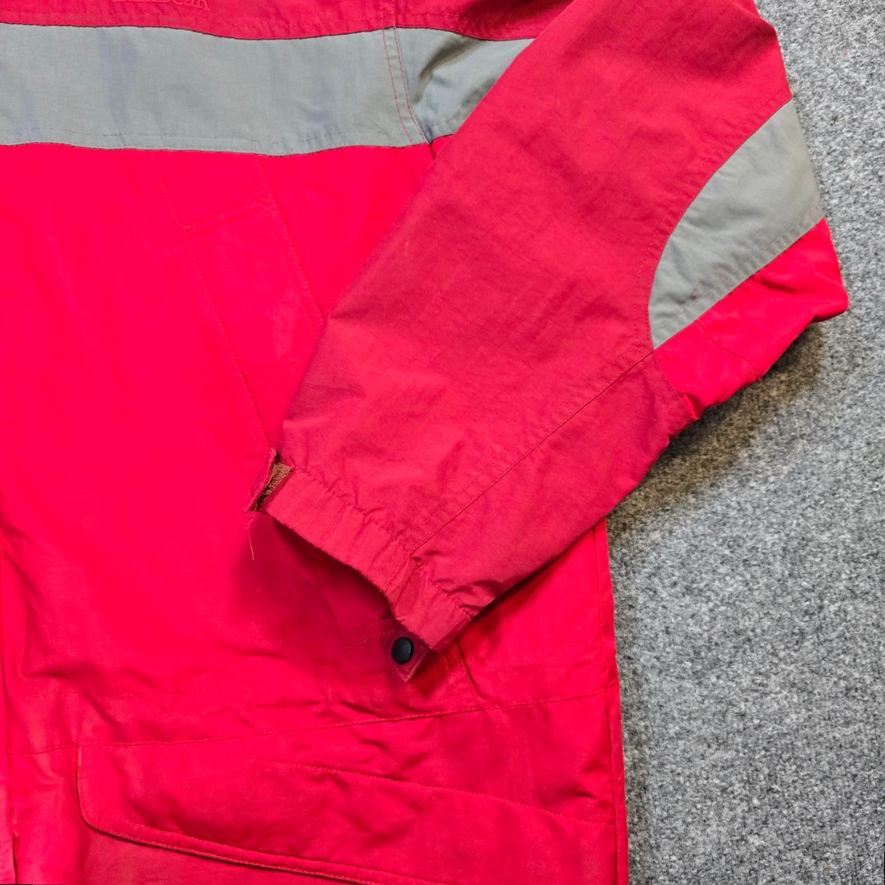 Vintage VINTAGE L.L. Bean Jacket Mens Large Red Hooded Full Zip Parka Outdoors Casual Mens Size US L / EU 52-54 / 3 - 5 Thumbnail