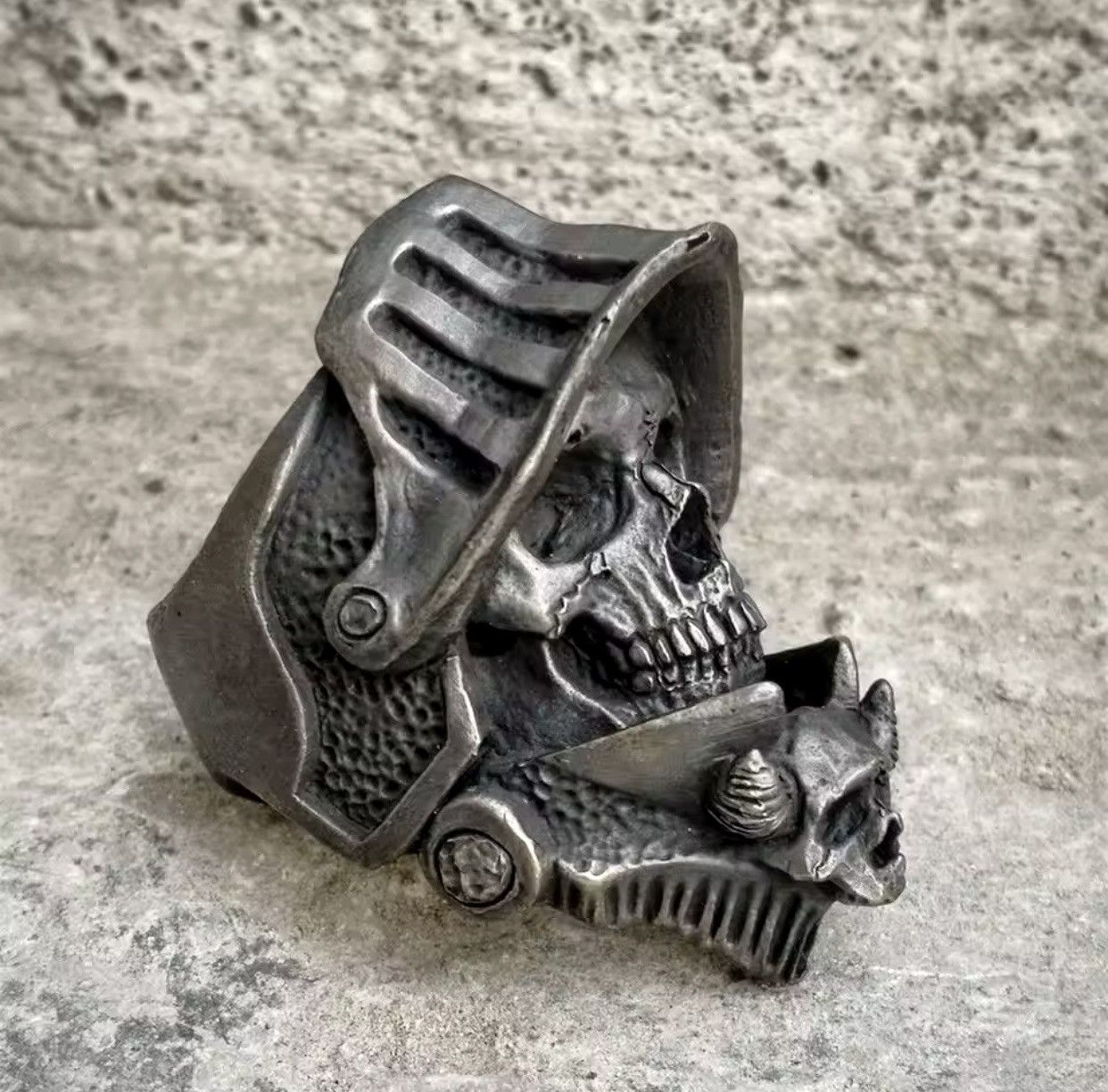 Jewelry Death Knight Skull Ring Size ONE SIZE - 4 Thumbnail