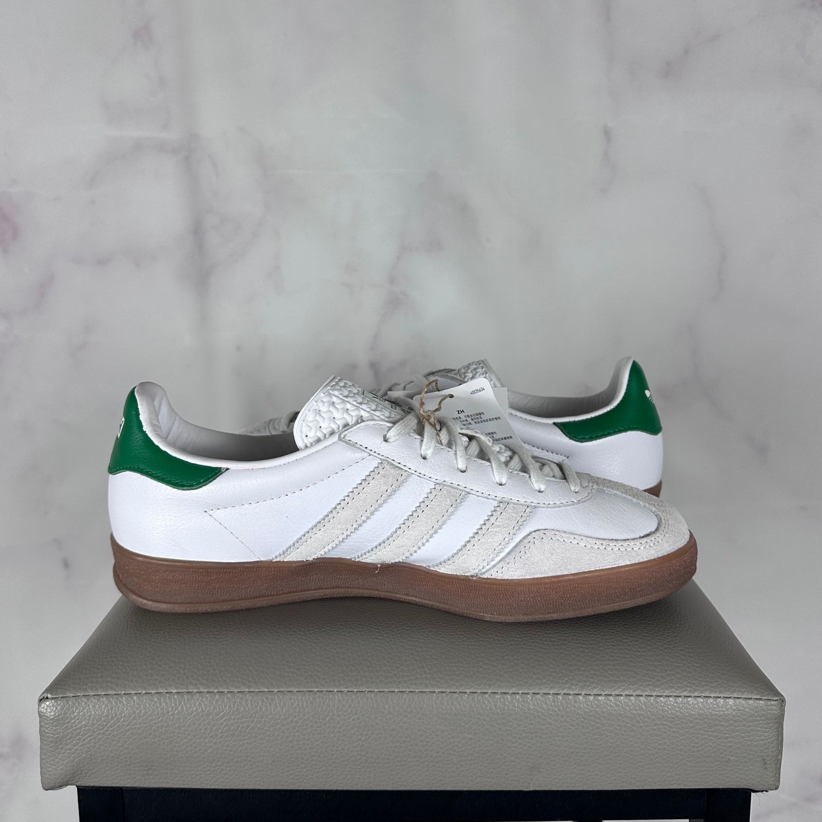 Adidas × Kith Classic Gazelle Indoor White/Green Size US 7 / EU 40 - 11 Thumbnail