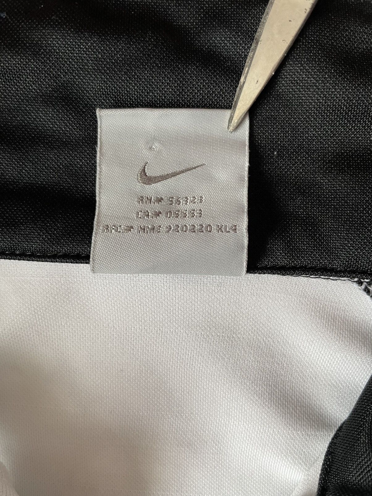 Vintage Vintage T-Shirt Small Swoosh Drill Y2K Style Rare Size US L / EU 52-54 / 3 - 6 Thumbnail
