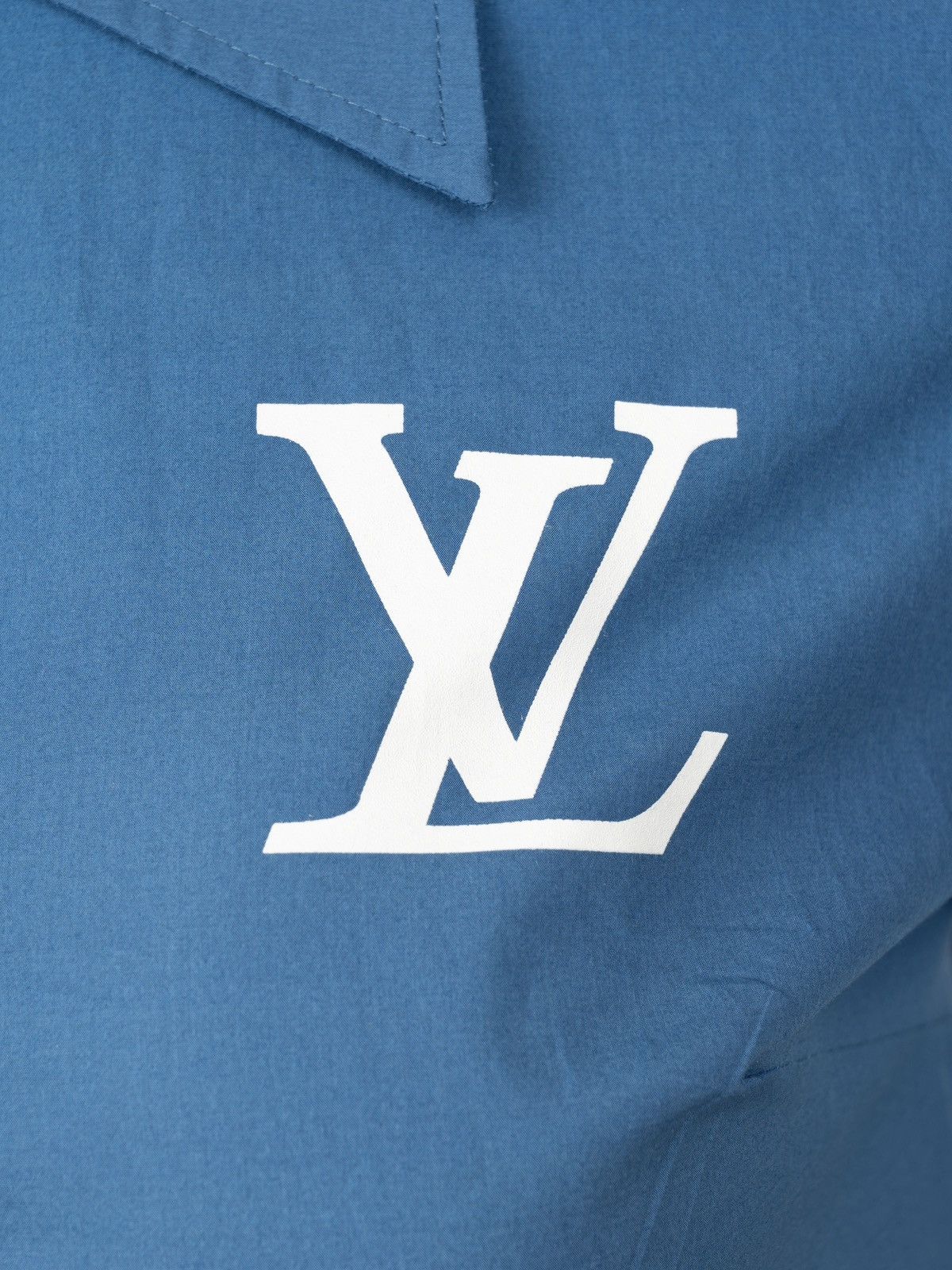 Louis Vuitton Louis Vuitton Uniform cloud shirt Size US M / EU 48-50 / 2 - 3 Thumbnail