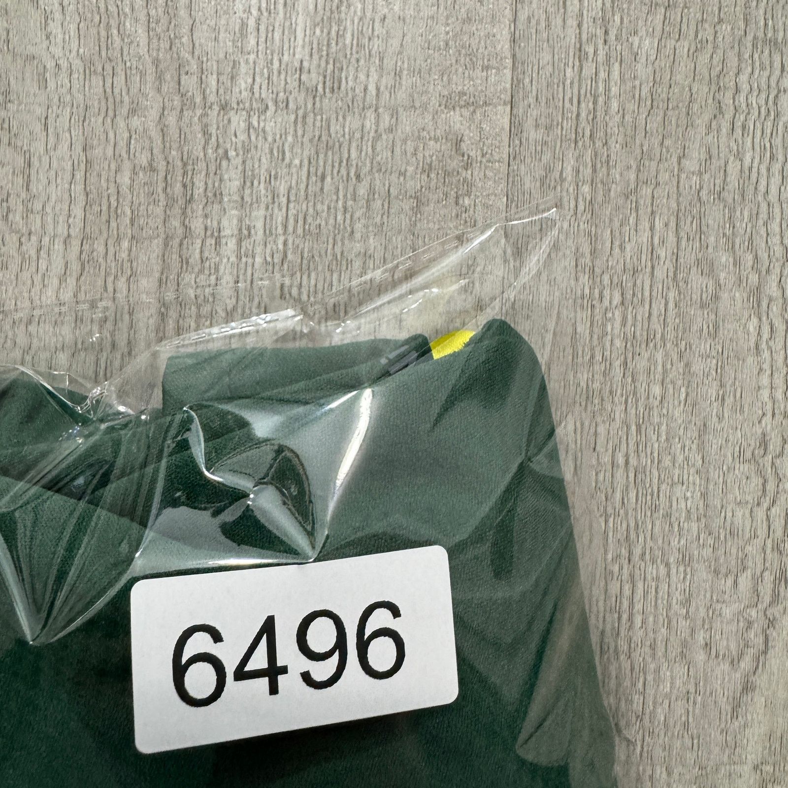 Nike Vintage Nike Oregon Ducks 1/4 Zip Pullover Men's Small Size US S / EU 44-46 / 1 - 9 Thumbnail