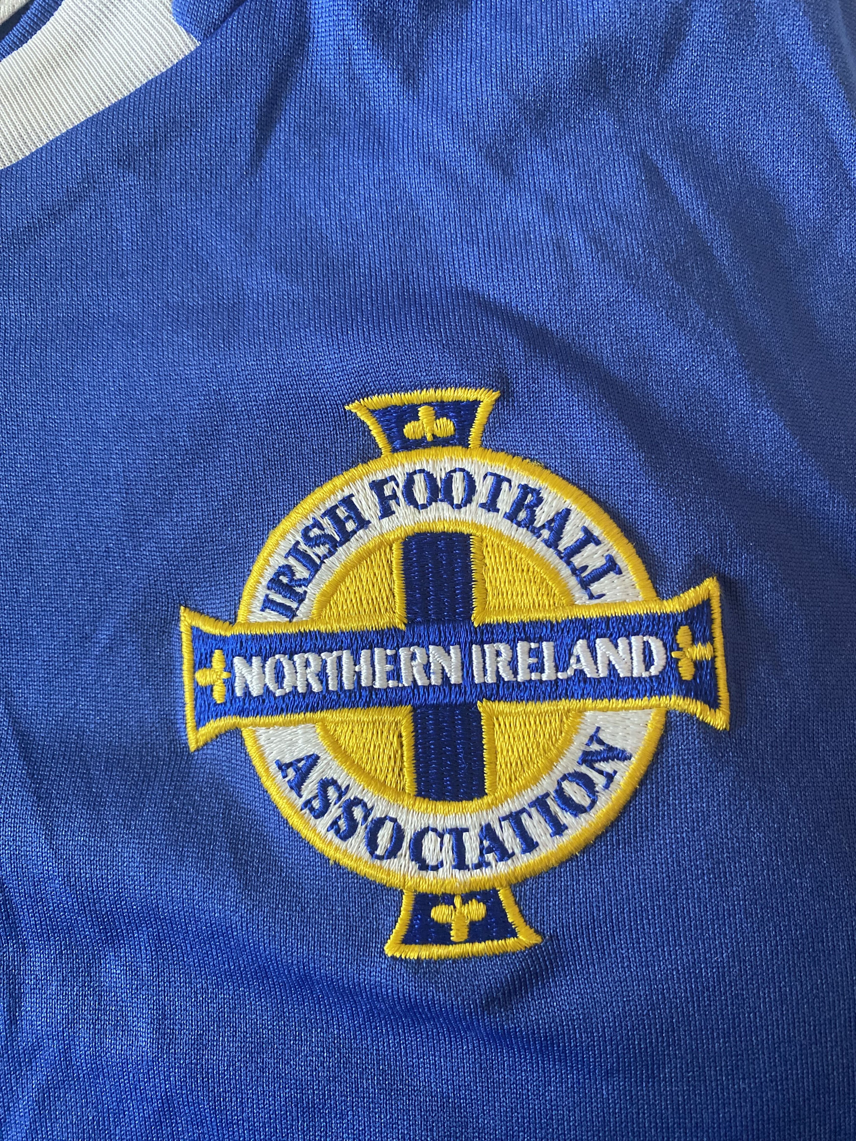 Umbro Vintage NORTHERN IRELAND - 2006 - M/L - Umbro - UNIQUE Size US L / EU 52-54 / 3 - 7 Thumbnail