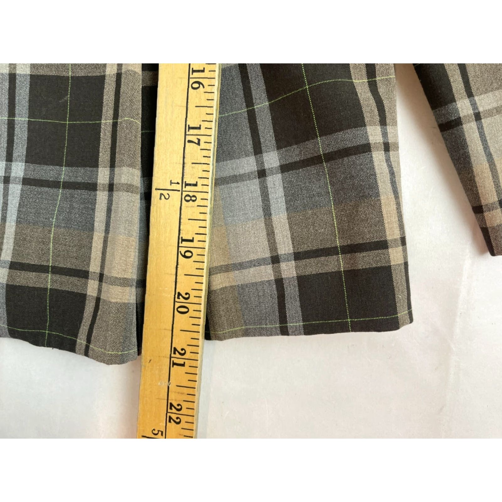 Isaac Mizrahi Isaac Mizrahi Jacket Womens Size 8 Plaid Brown Green Shoulder Pads Coat Casual Fall Winter Long Sleeve Button Front Size M / US 6-8 / IT 42-44 - 6 Thumbnail