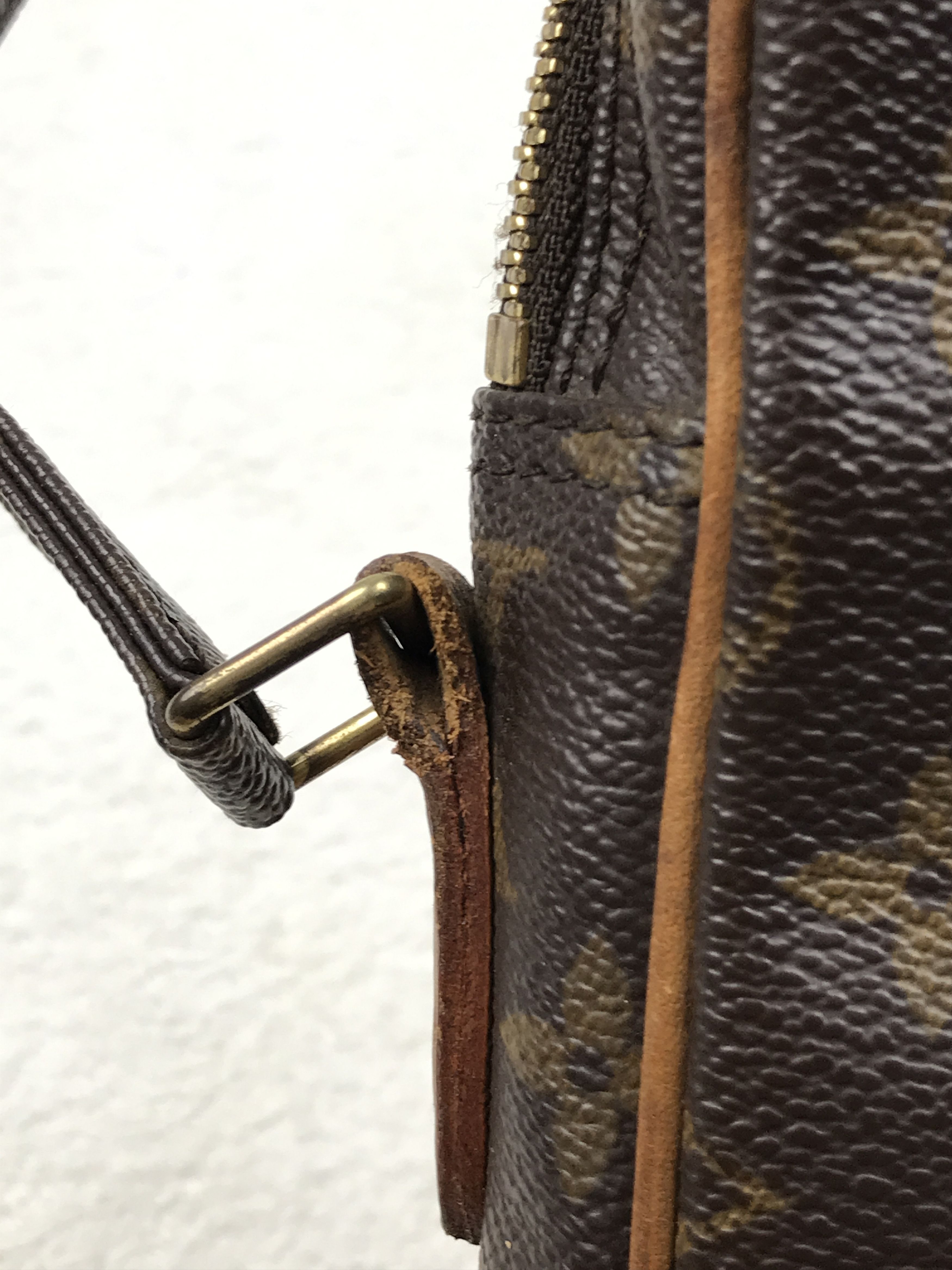 Louis Vuitton × Vintage Vintage Louis Vuitton Danube Monogram Canvas crossbody bag Size ONE SIZE - 12 Thumbnail