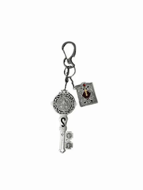 Jewelry Vintage Inspired Keyring - Ornate Key & Medallion Charm Size ONE SIZE - 4 Thumbnail