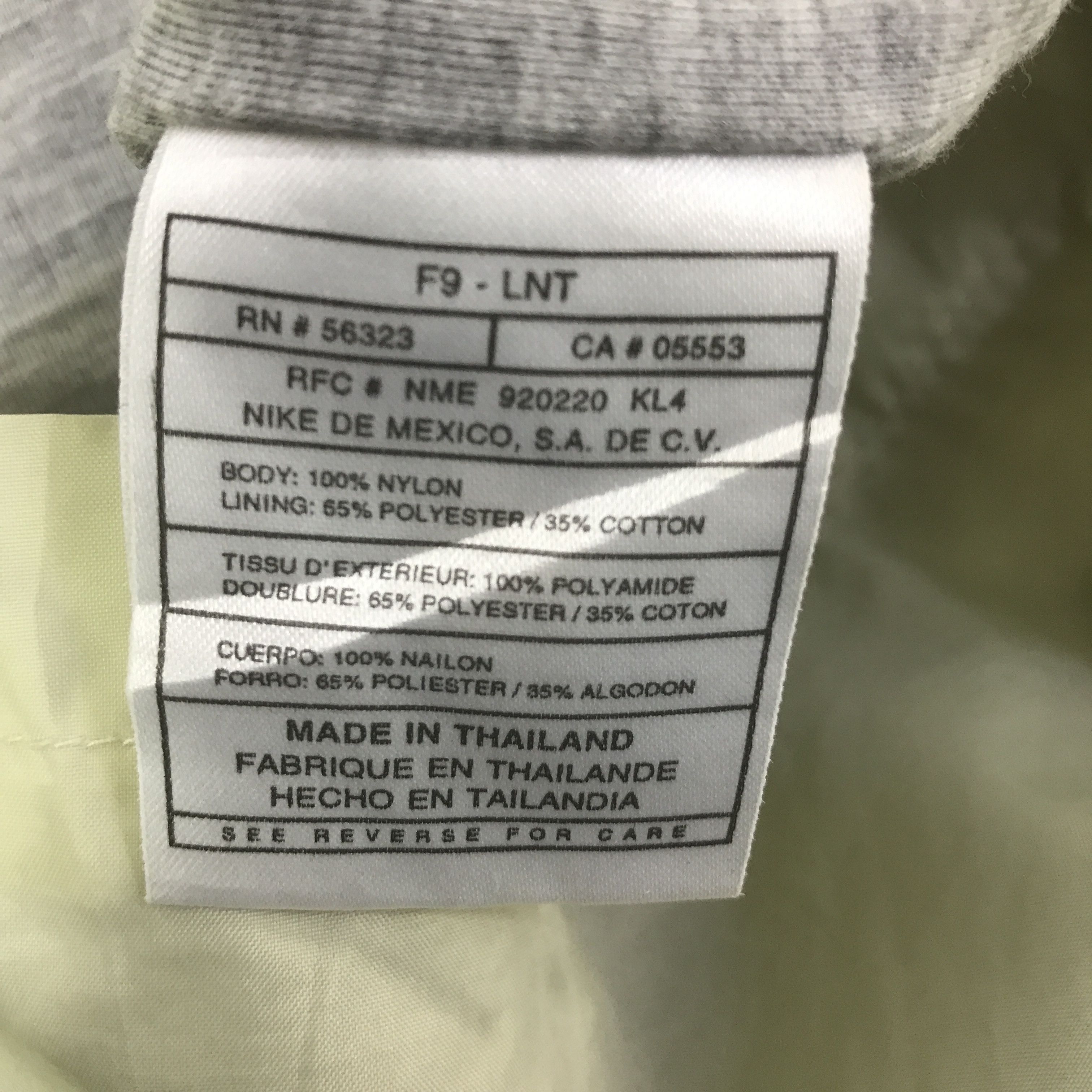 Nike NIKE WINDBREAKER HOODIES JACKET K127B16 Size US M / EU 48-50 / 2 - 13 Thumbnail