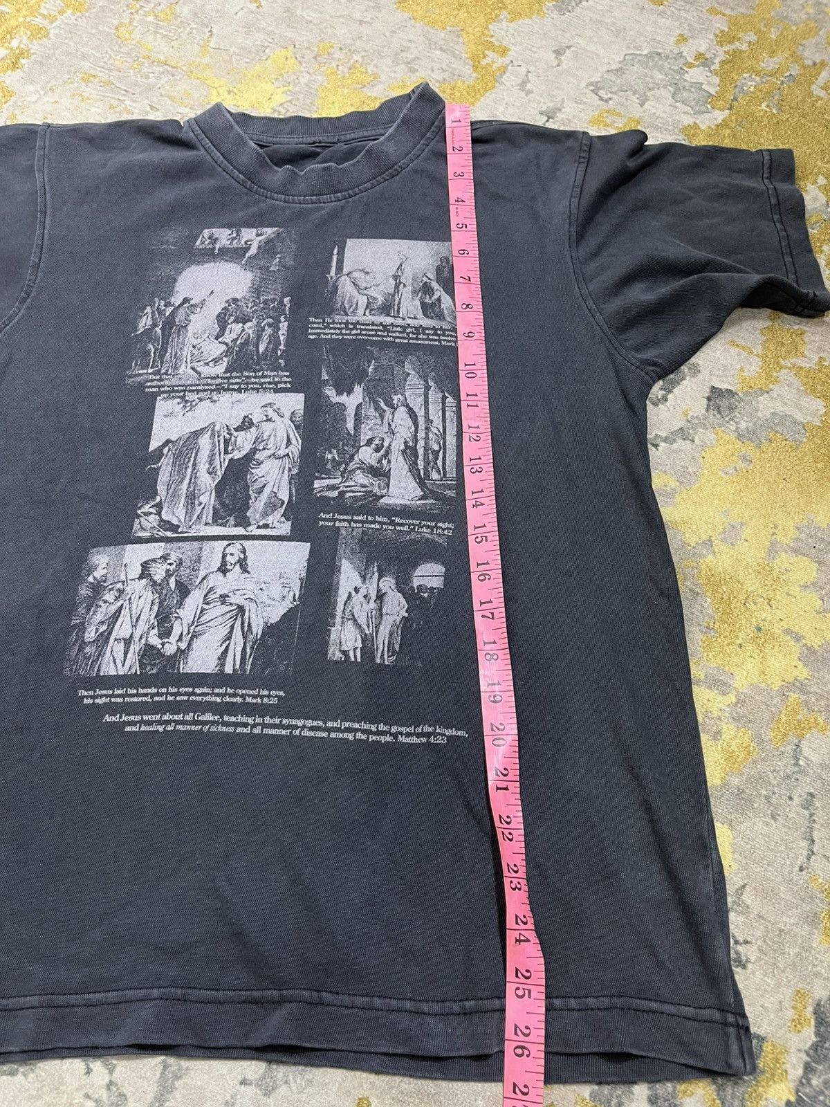 Vintage Vintage Jesus Christ Story Tshirt (Matthew 4:23) Size US M / EU 48-50 / 2 - 6 Thumbnail
