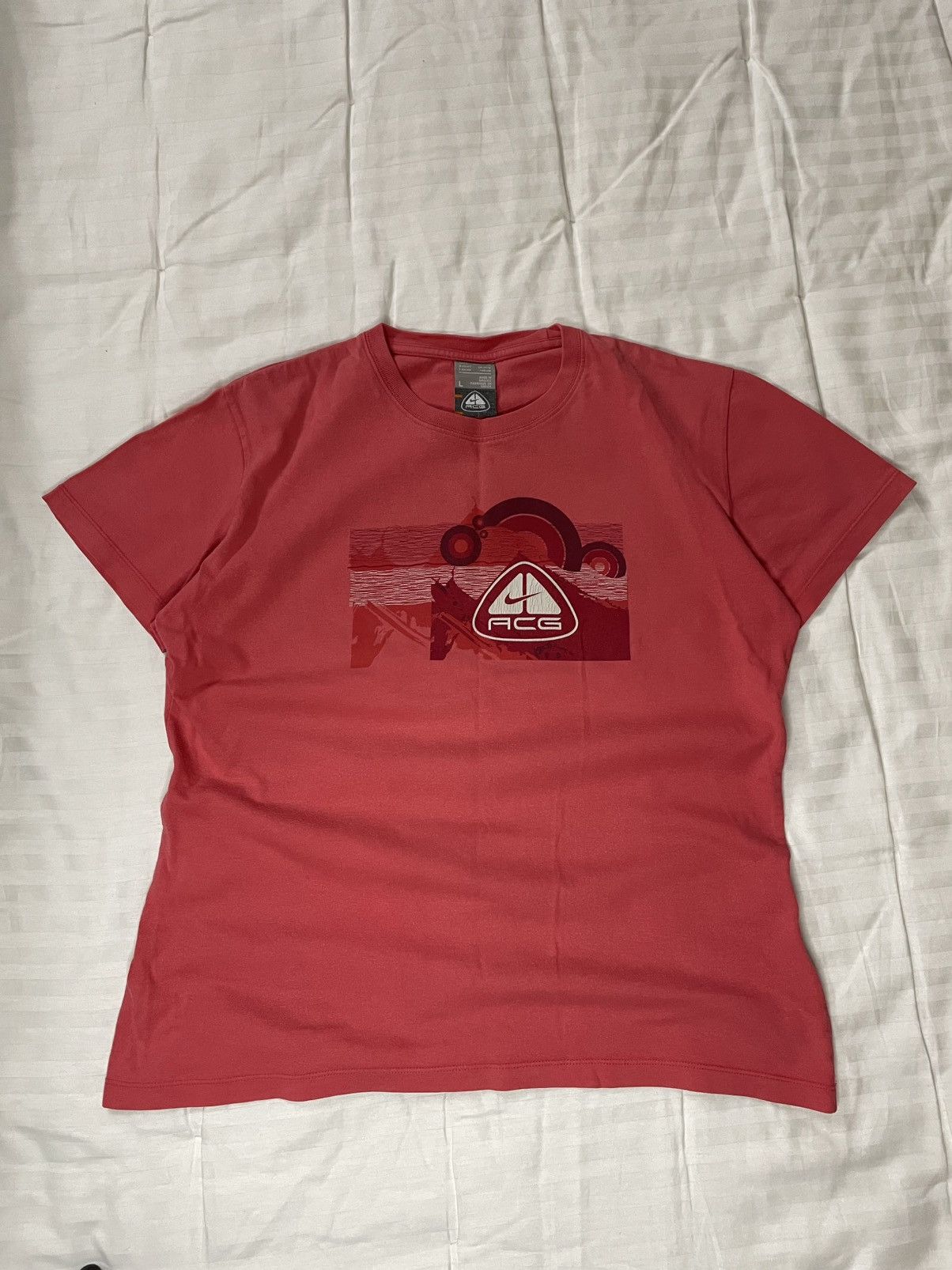 Vintage Rare Nike ACG Round Print Gorpcore Outdoor T-shirt