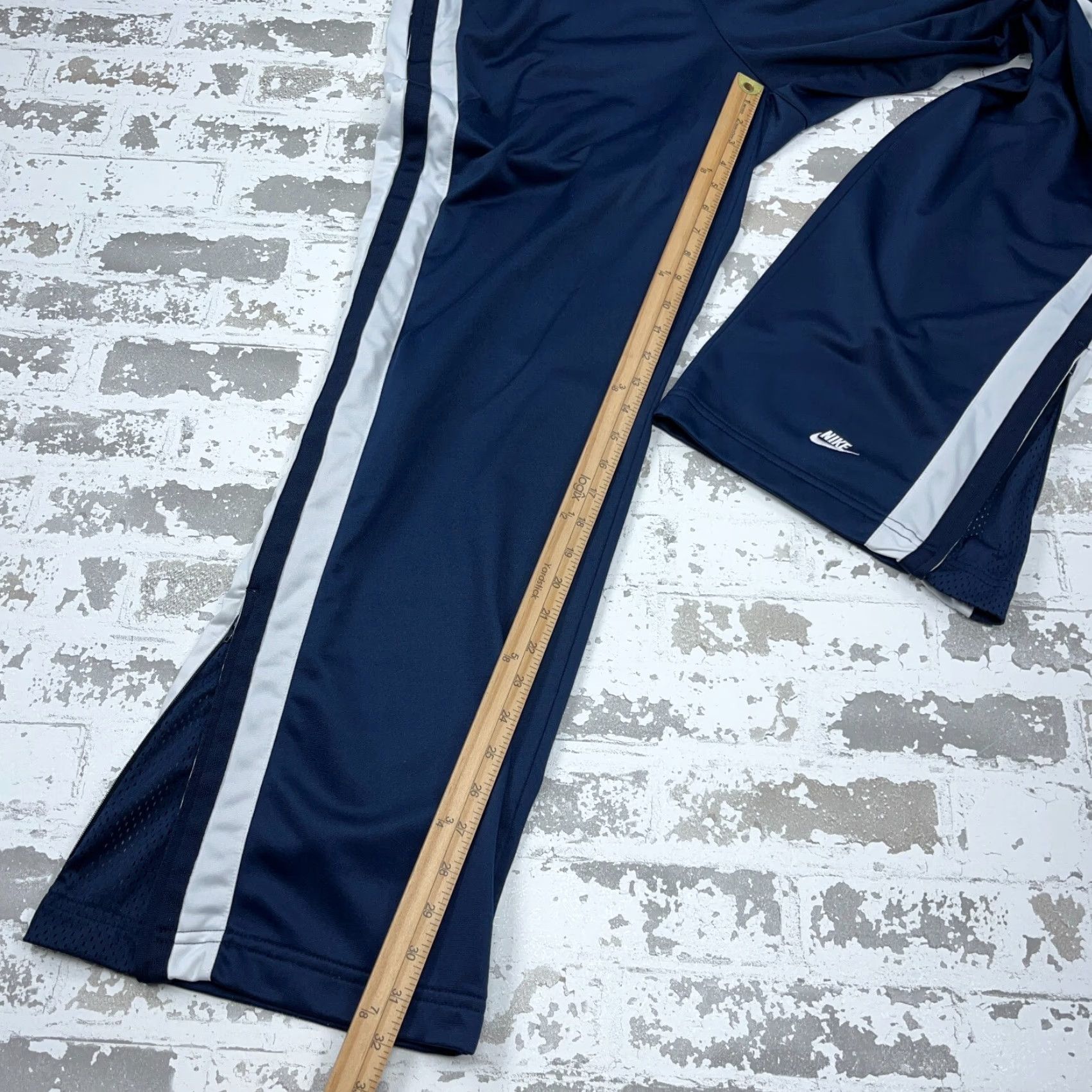 Nike Nike Sweatpants Men XL Blue White Jogger Sweatpants Casual 90s Sports Hip Hop City Track & Field Clothing Mens Size US 36 / EU 52 - 7 Thumbnail