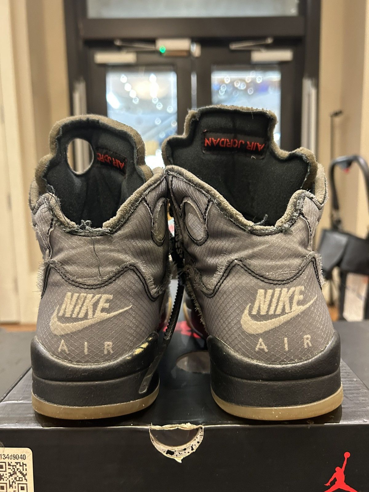 Jordan Brand × Off-White Jordan 5 Retro ‘Off-White Muslin’ Size US 7.5 / EU 40-41 - 3 Thumbnail