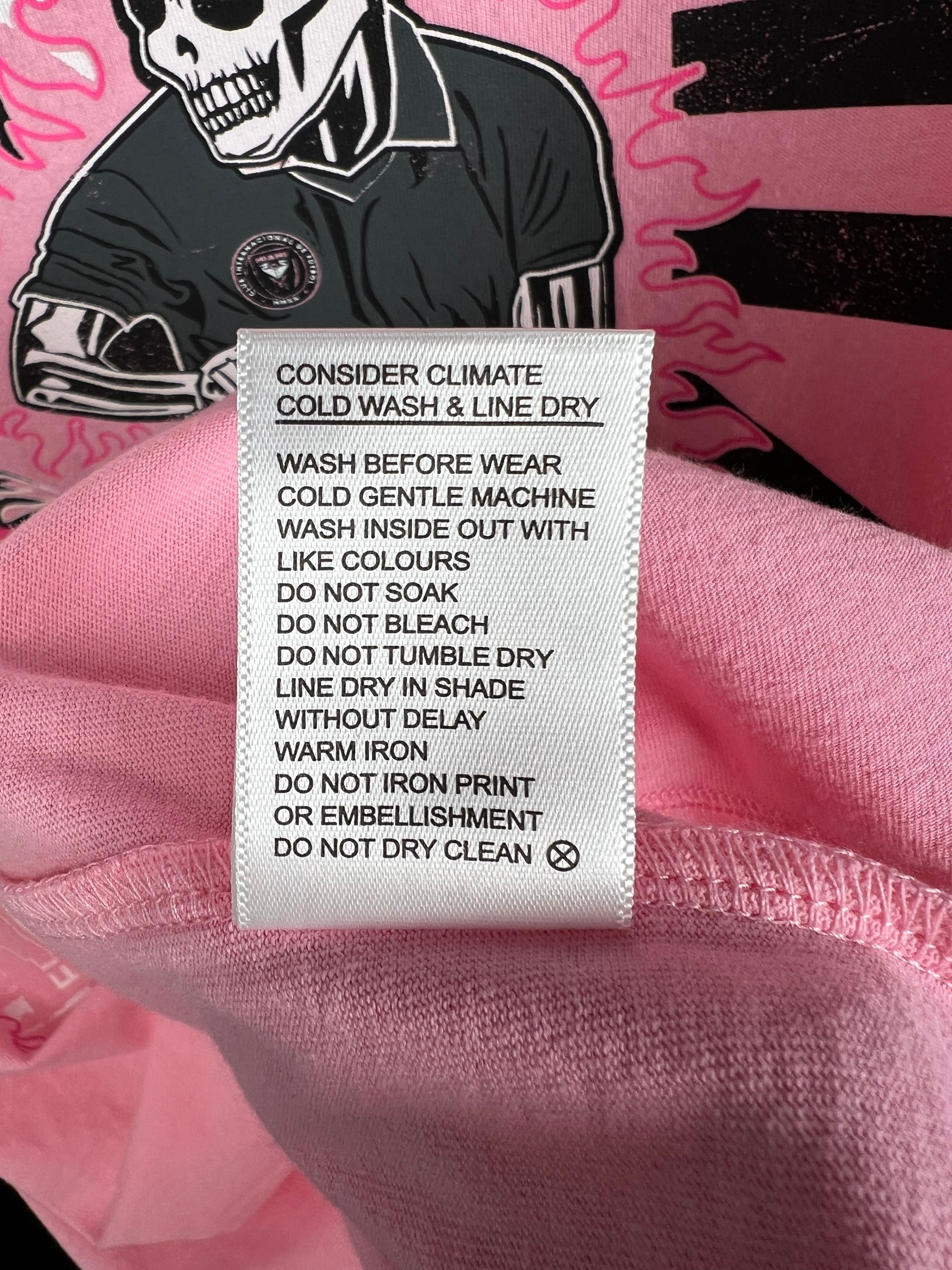 Mitchell & Ness UNWORN Inter Miami CF Flame 2.0 T-Shirt Size M Size US M / EU 48-50 / 2 - 7 Thumbnail