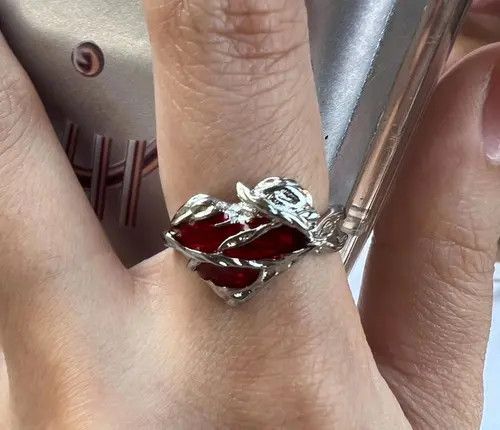 Jewelry Silver Red Heart Statement Ring, Artistic Bold Jewelry Size ONE SIZE - 3 Thumbnail