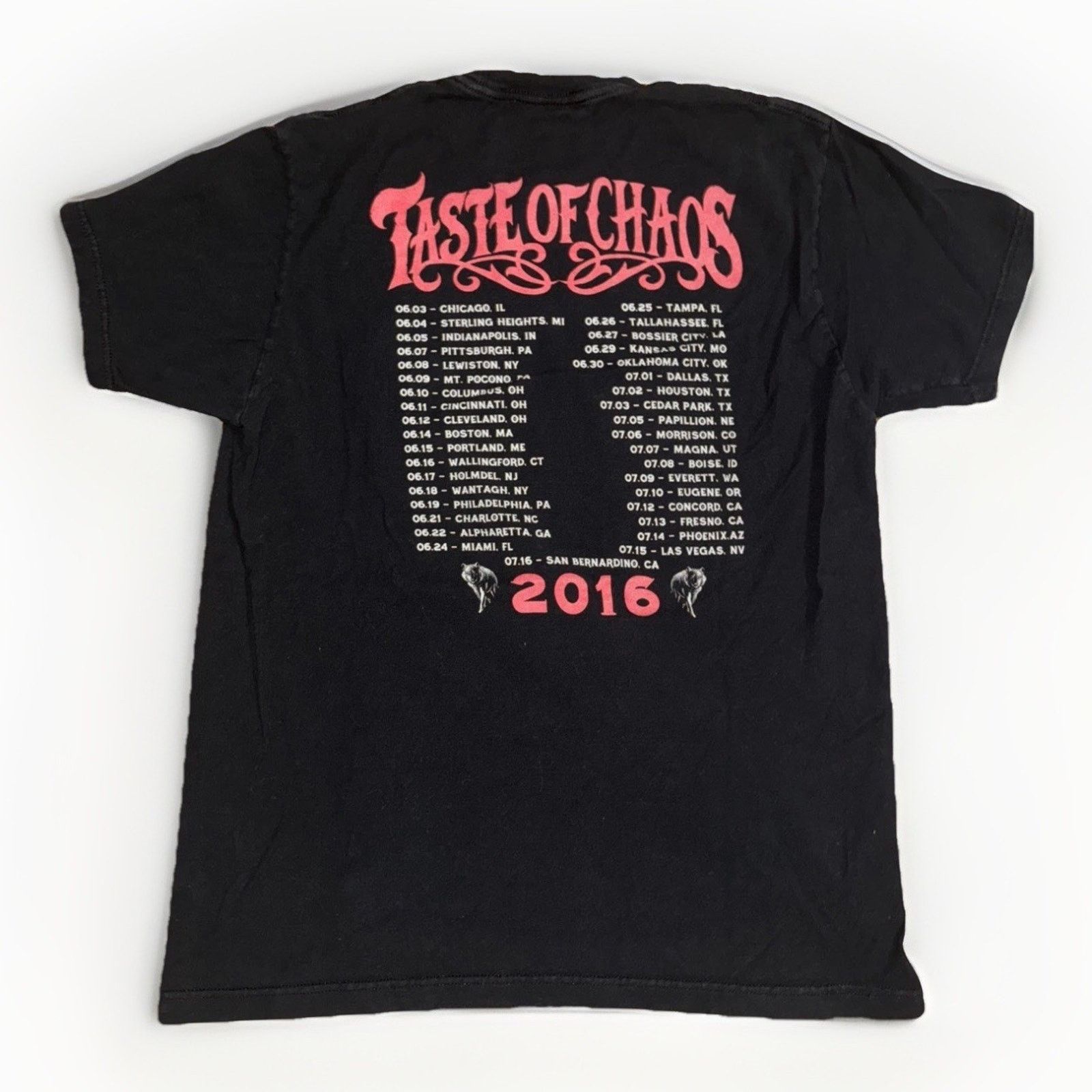 Band Tees Taste of Chaos Tour 2016 Band T-Shirt Black Men’s L 20x27 Size US L / EU 52-54 / 3 - 4 Thumbnail