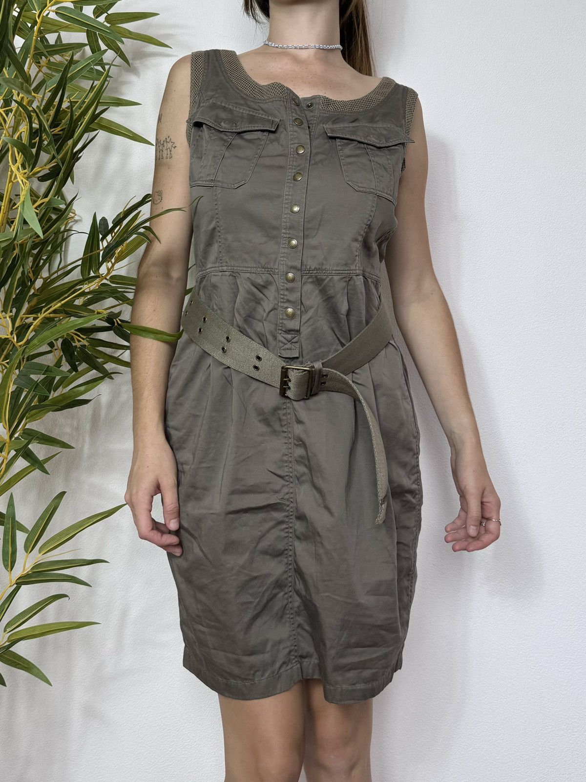 VINTAGE BURBERRY BRIT 2000s MINI DRESS WITH BELT