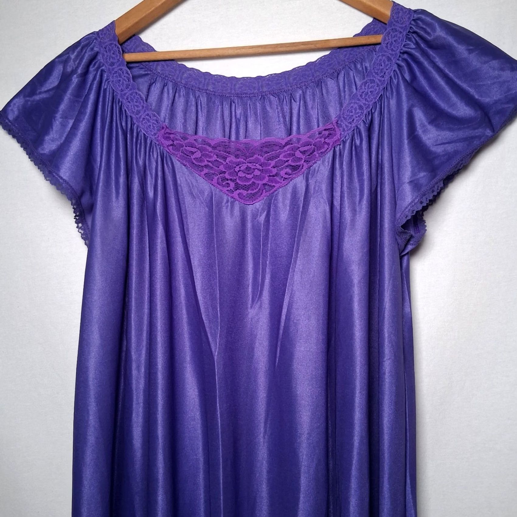 Vintage VINTAGE Smart Fit Purple Nightgown Maxi Nylon Lace Flutter USA Plus Size 26 W Womens Size ONE SIZE - 6 Thumbnail