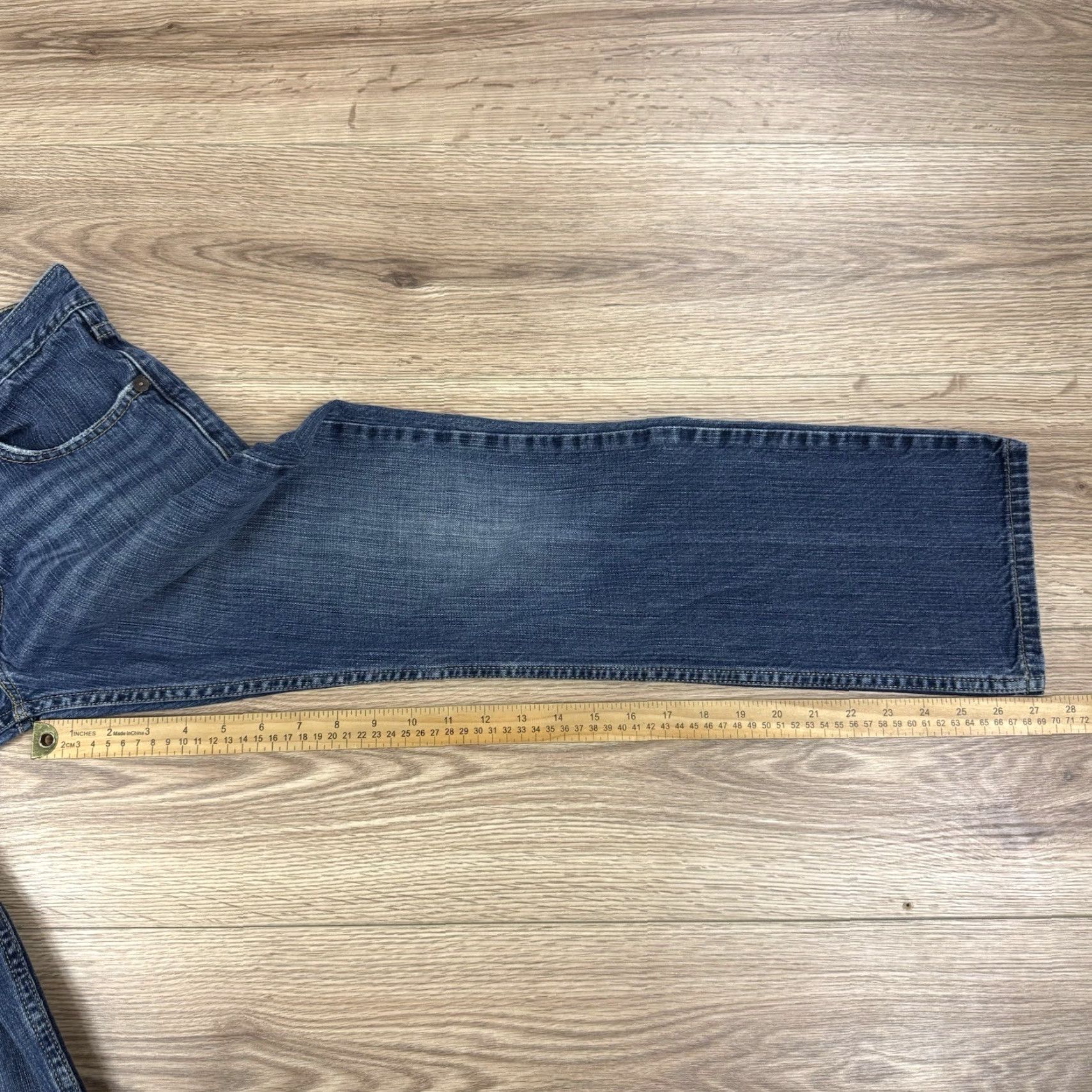 Levi's Levi's 514 Jeans Slim Straight Denim Blue 28x28 Men Size 28 Regular Reg 10-12 Rise Inseam 28 Cotton Fabric Size US 28 / EU 44 - 6 Thumbnail