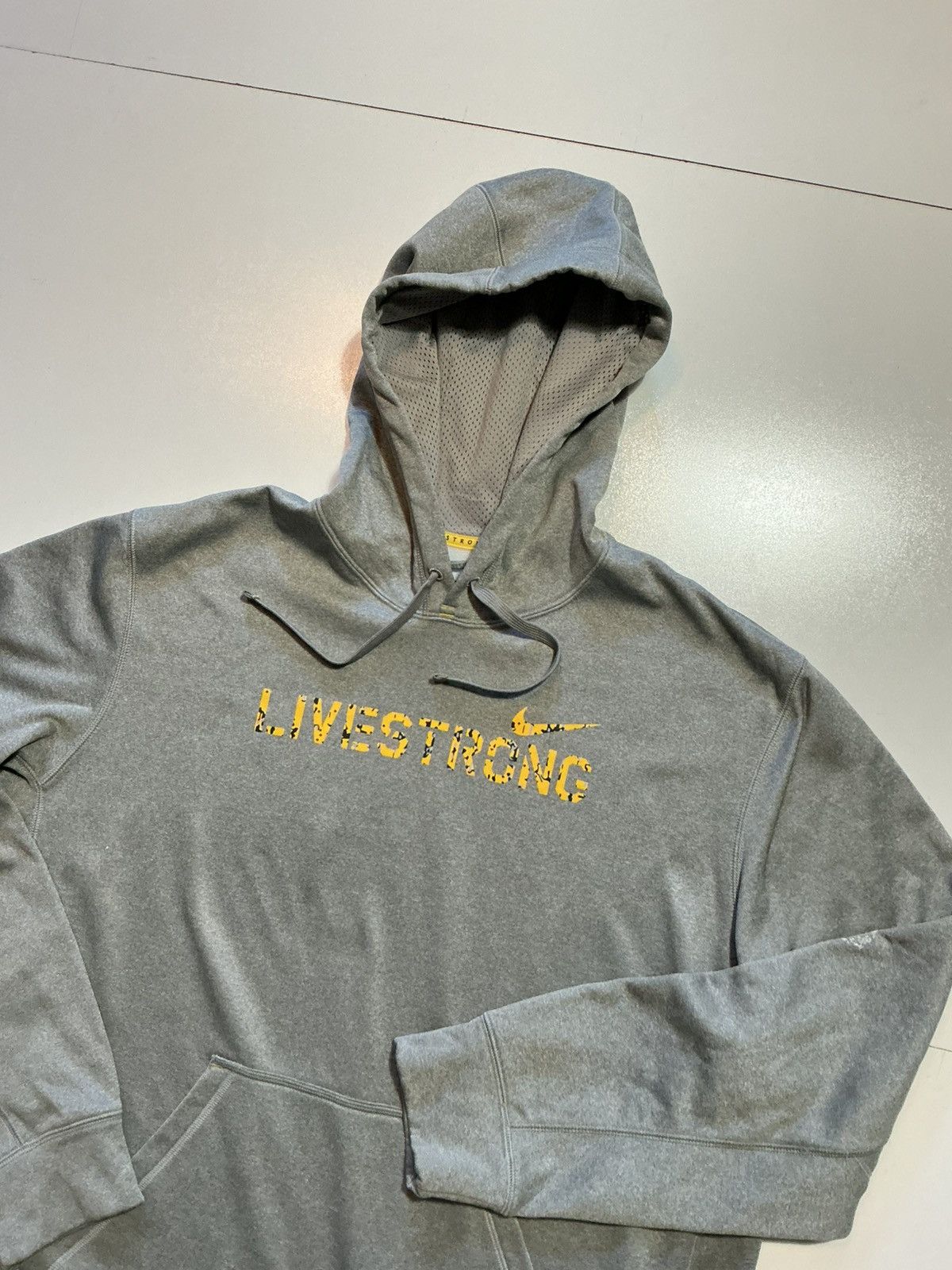 Nike Nike Therma Fit Livestrong Lance Armstrong Pullover Hoodie Size US XL / EU 56 / 4 - 3 Thumbnail