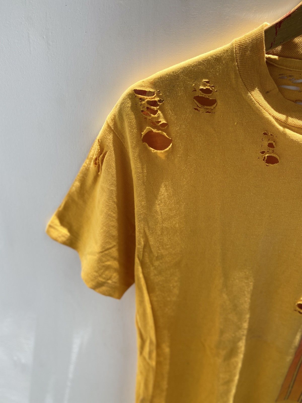 Vintage Vintage 80’s Sun Phoenix Thrashed Grunge tshirt Size US M / EU 48-50 / 2 - 5 Thumbnail