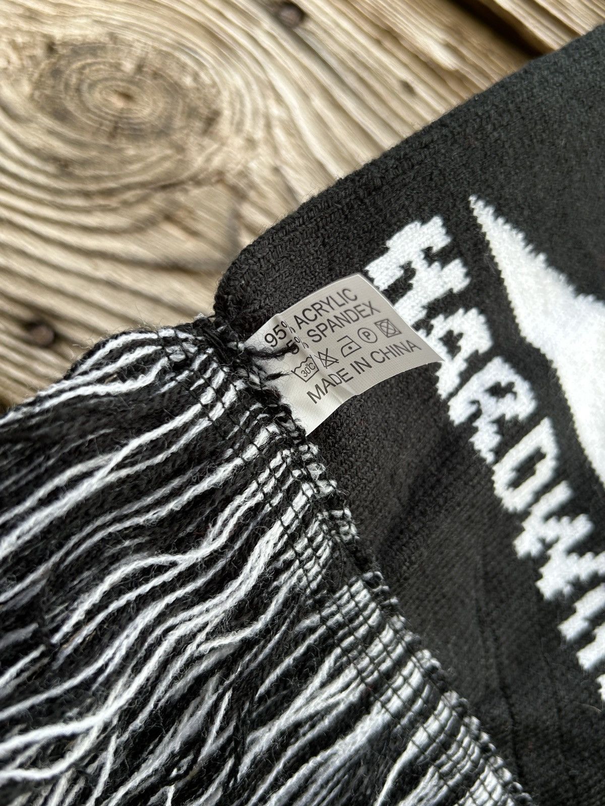 Band Tees Metallica Hardwired To Self Destruct 2019 Tour Scarf Size ONE SIZE - 8 Thumbnail