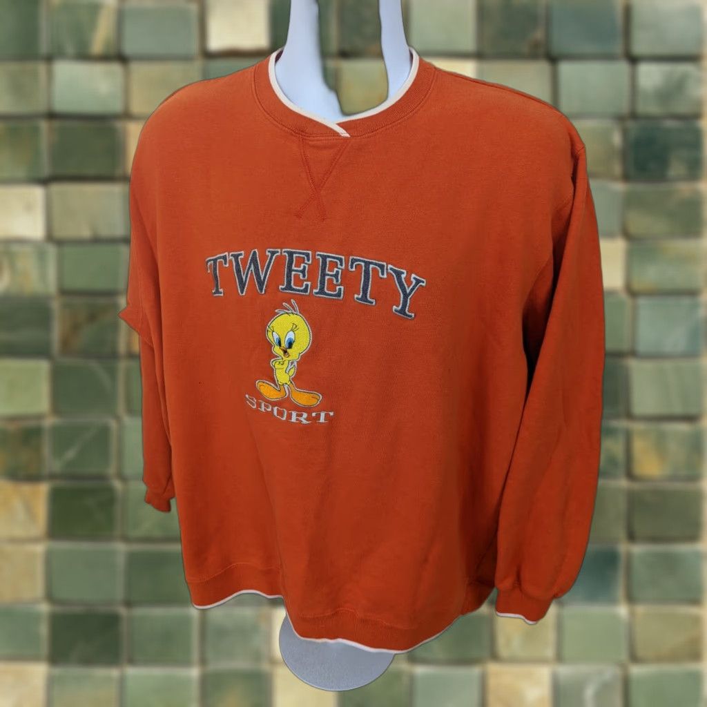 Vintage VINTAGE Tweety Bird Sweatshirt Looney Toons Sweatshirt UNISEX Adults Size L Orange Crew Neck Wool Cotton Logo Embroidered 90s Size US L / EU 52-54 / 3 - 1 Thumbnail