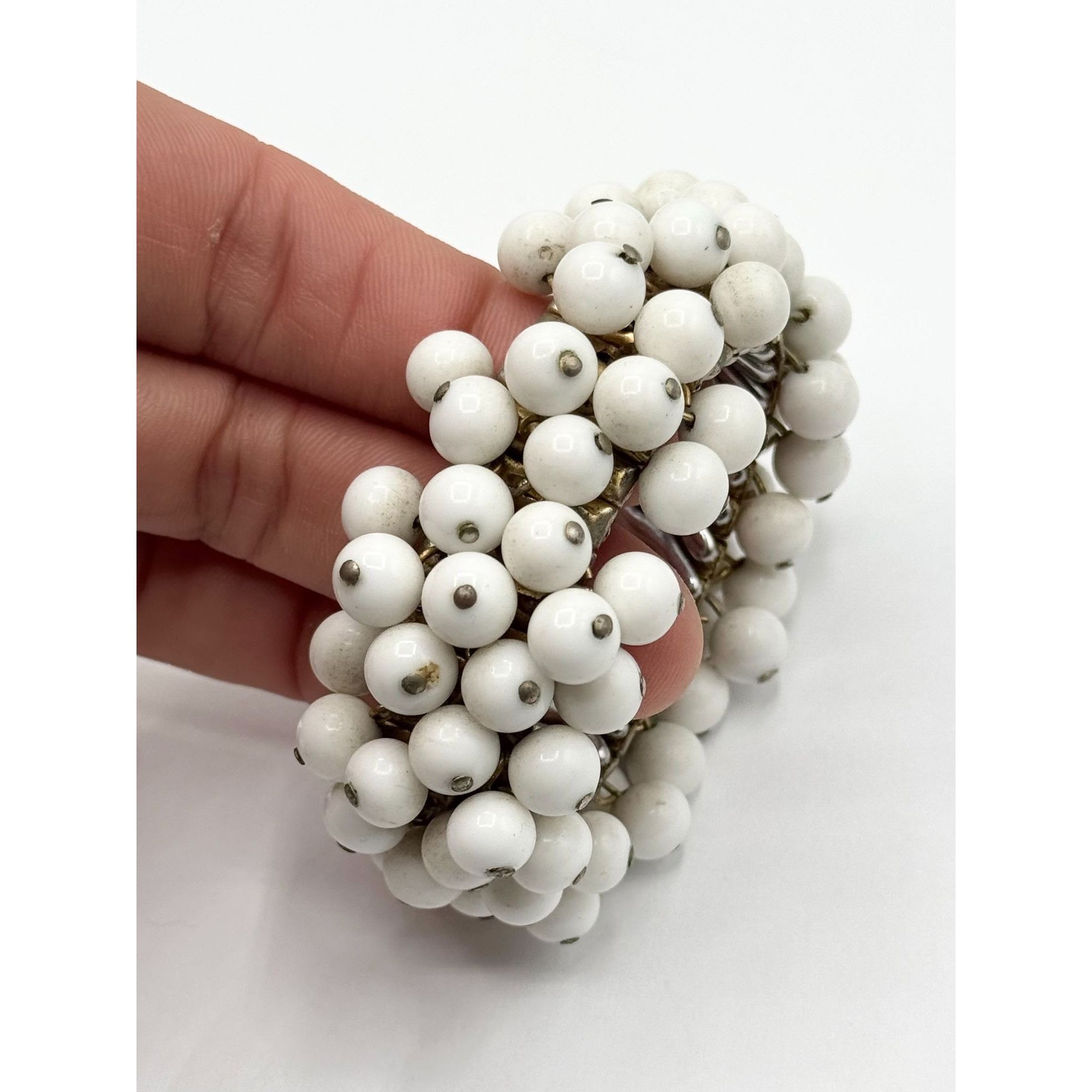 Vintage Vintage Capri cha cha milk glass beaded expansion bracelet Size ONE SIZE - 5 Thumbnail